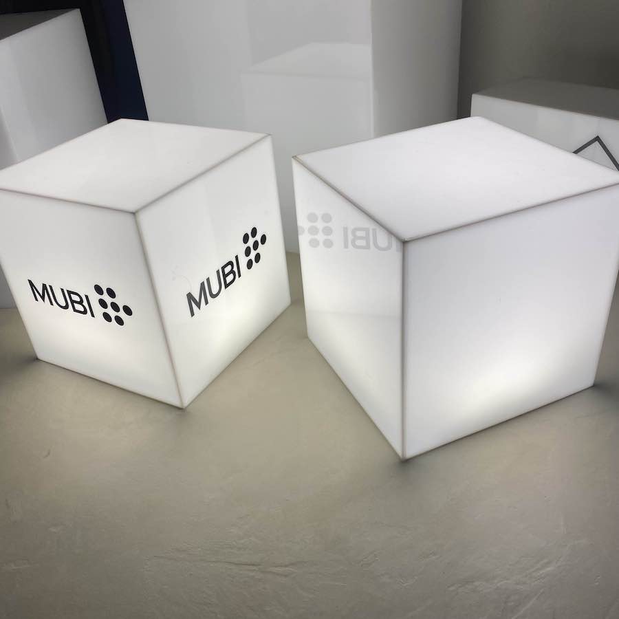 Caja luminosa acrilico
