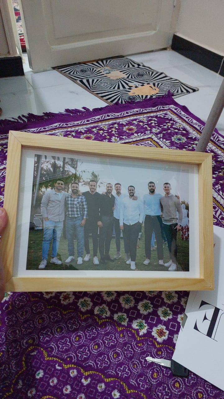 برواز صور تذكاري