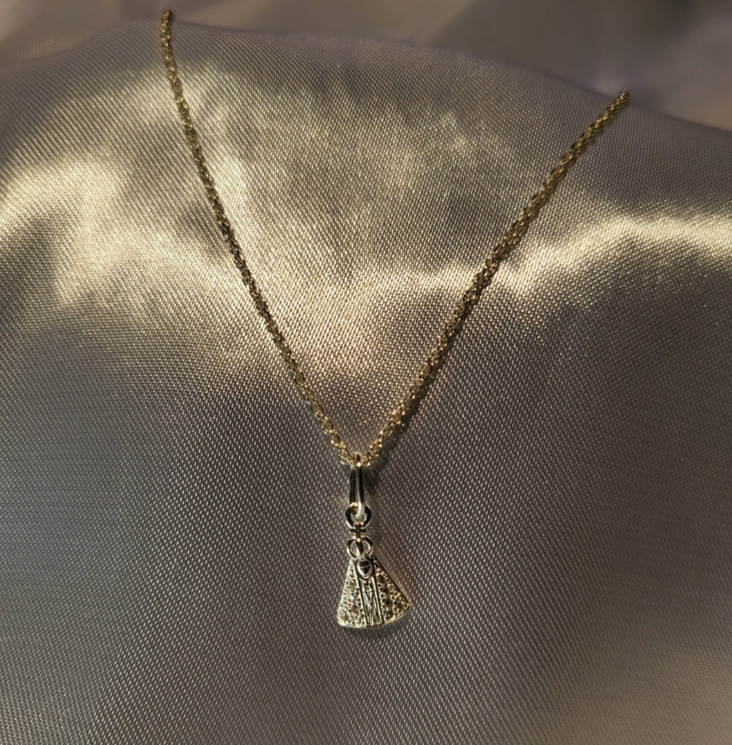 Silver Virgen Pendant & Necklace