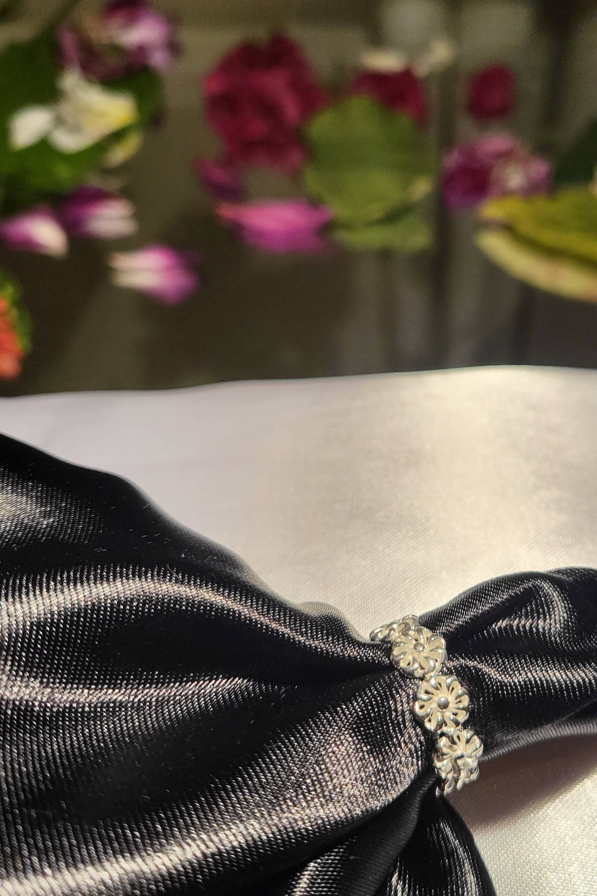 Silver Flower Circle Ring