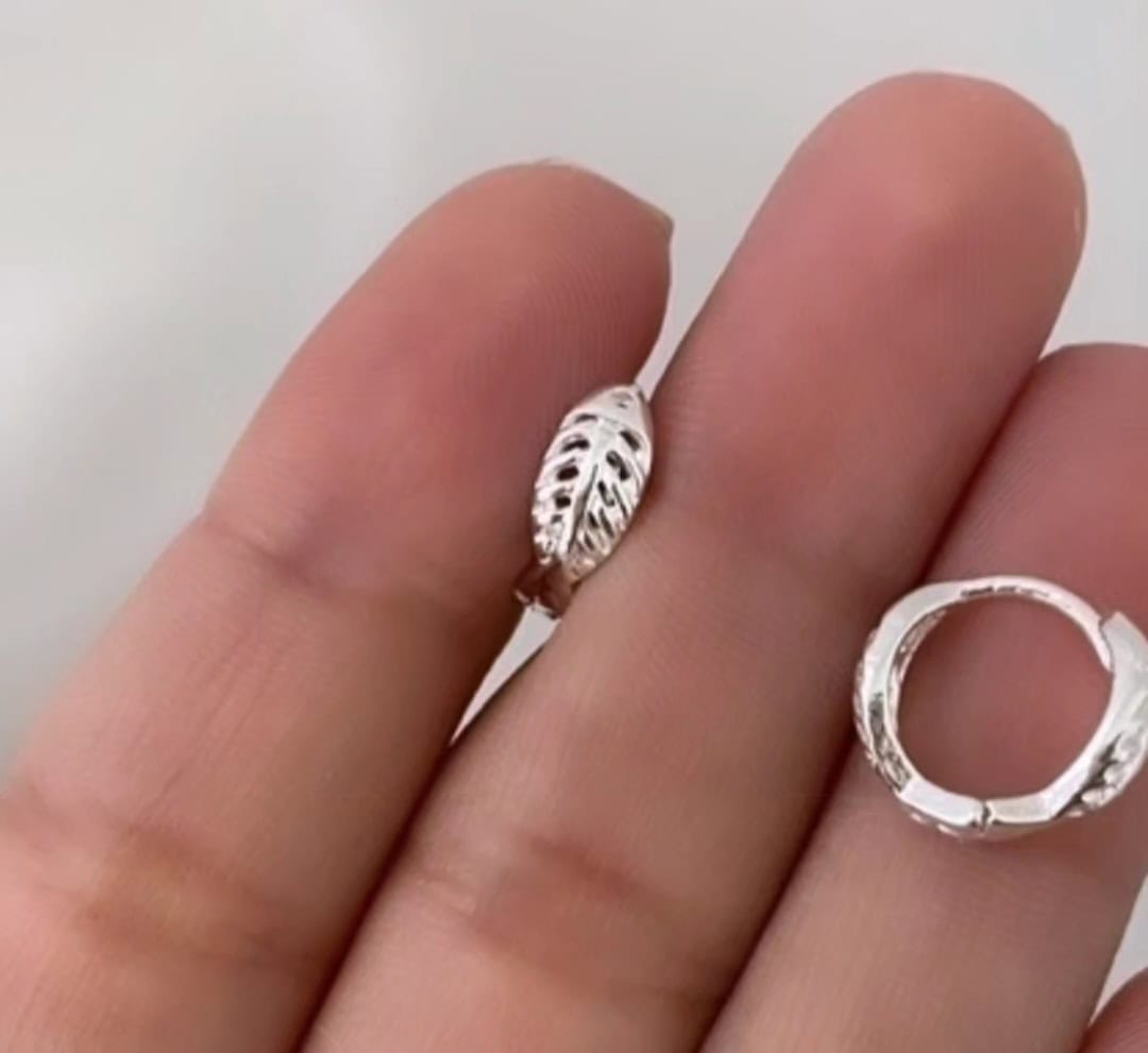 Leaf Design Silver Hoop Earrings