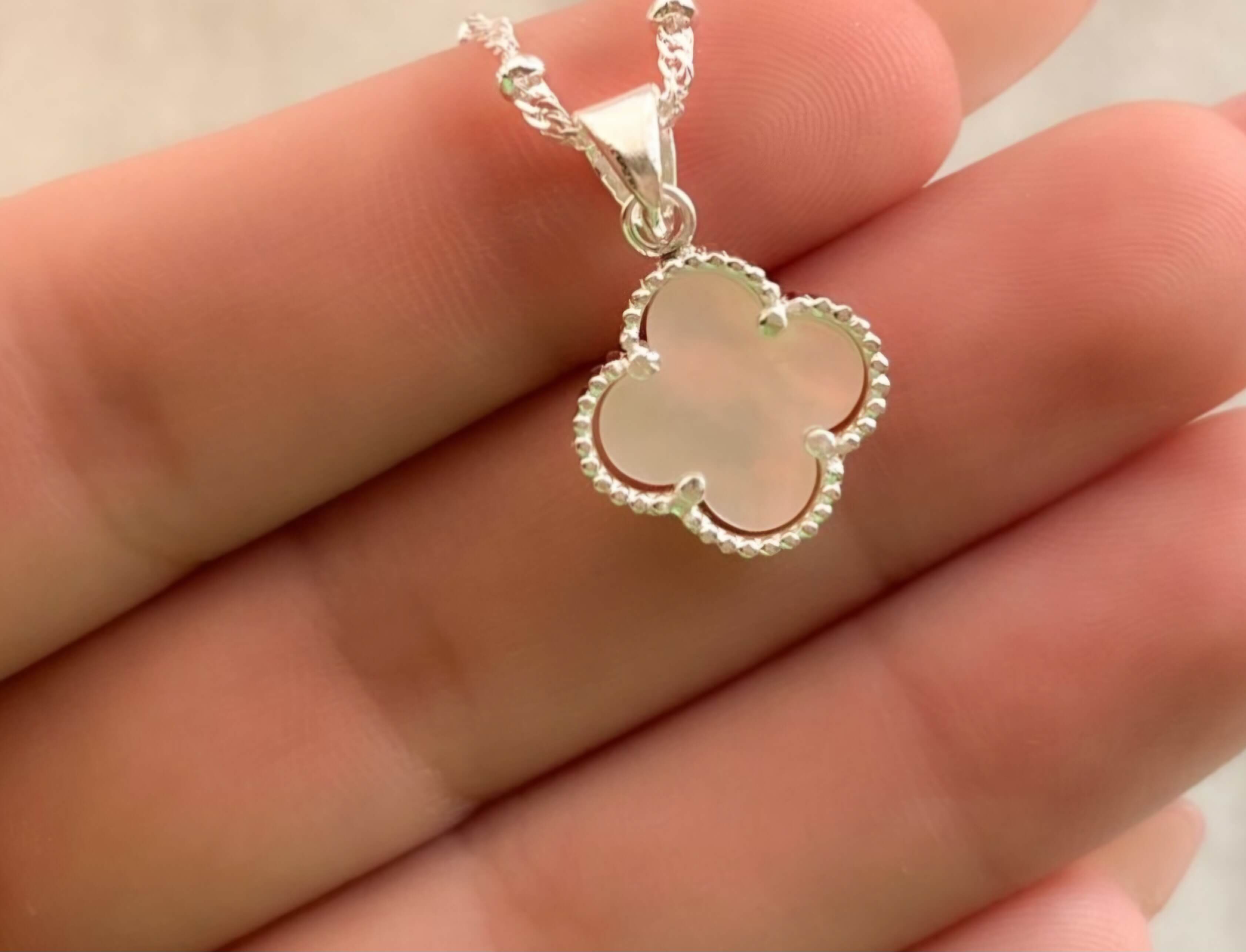 Clover-Shaped Silver Pendant Necklace