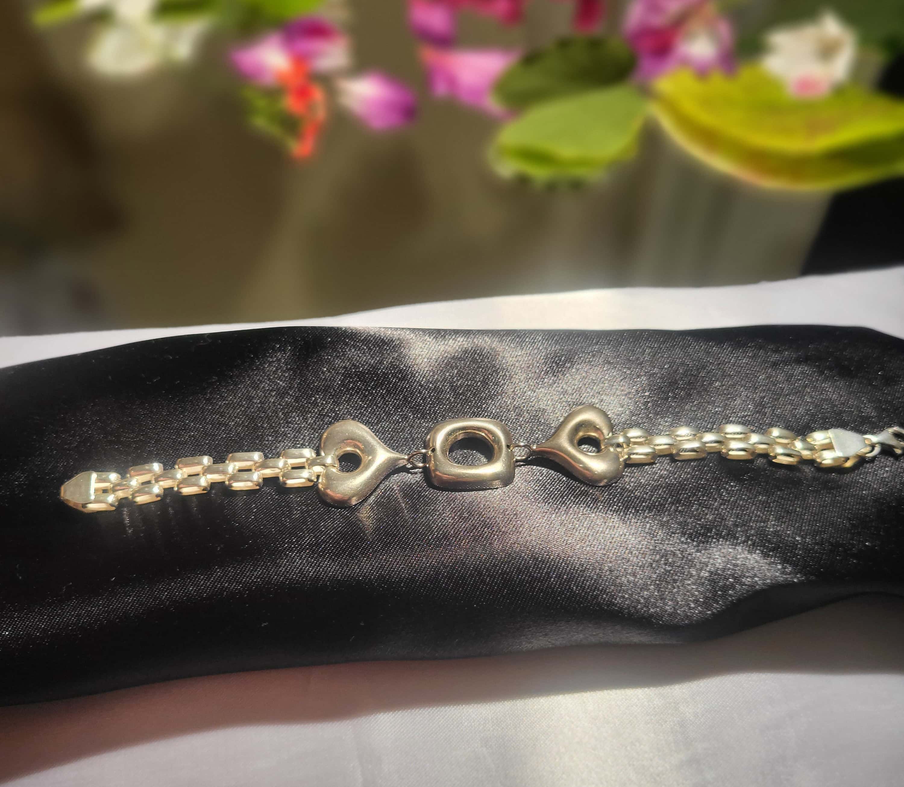 Silver Heart Link Bracelet