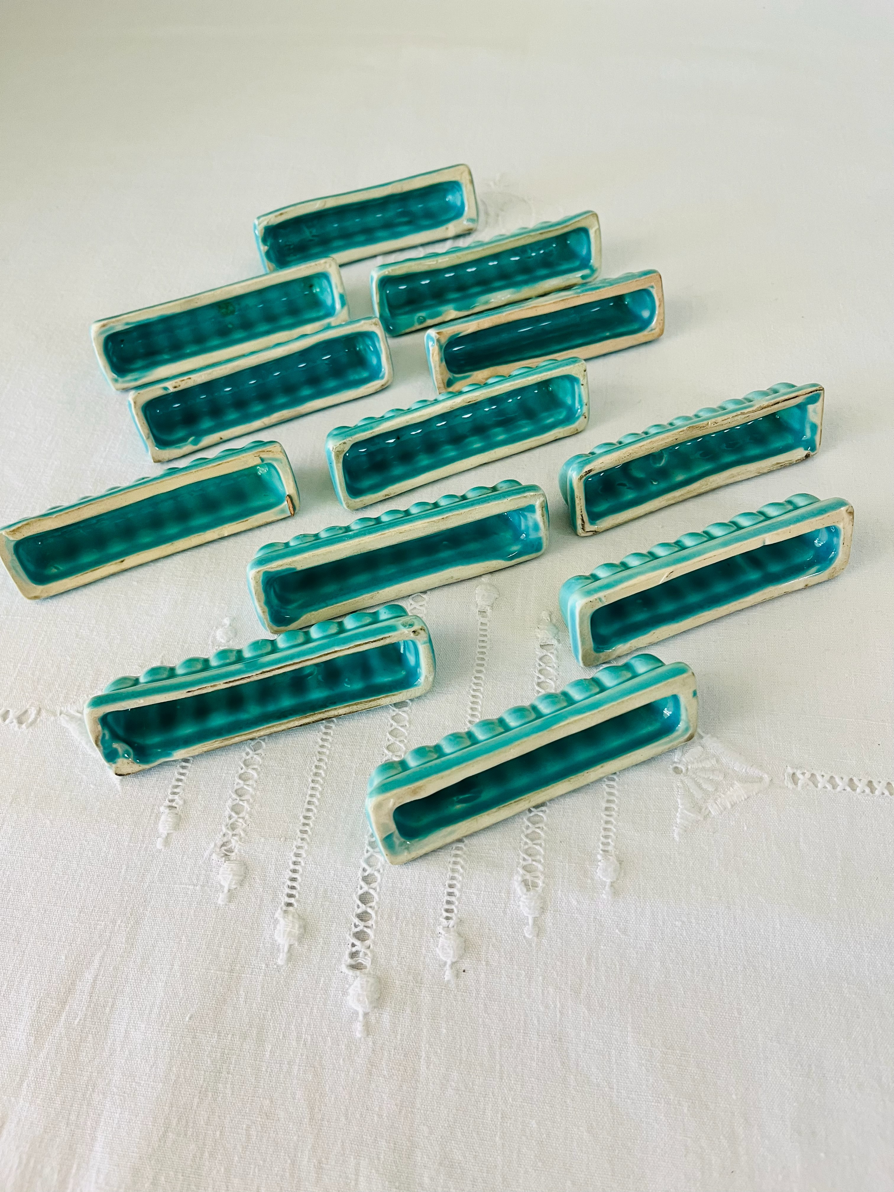 Porte ou repose couteaux en céramique