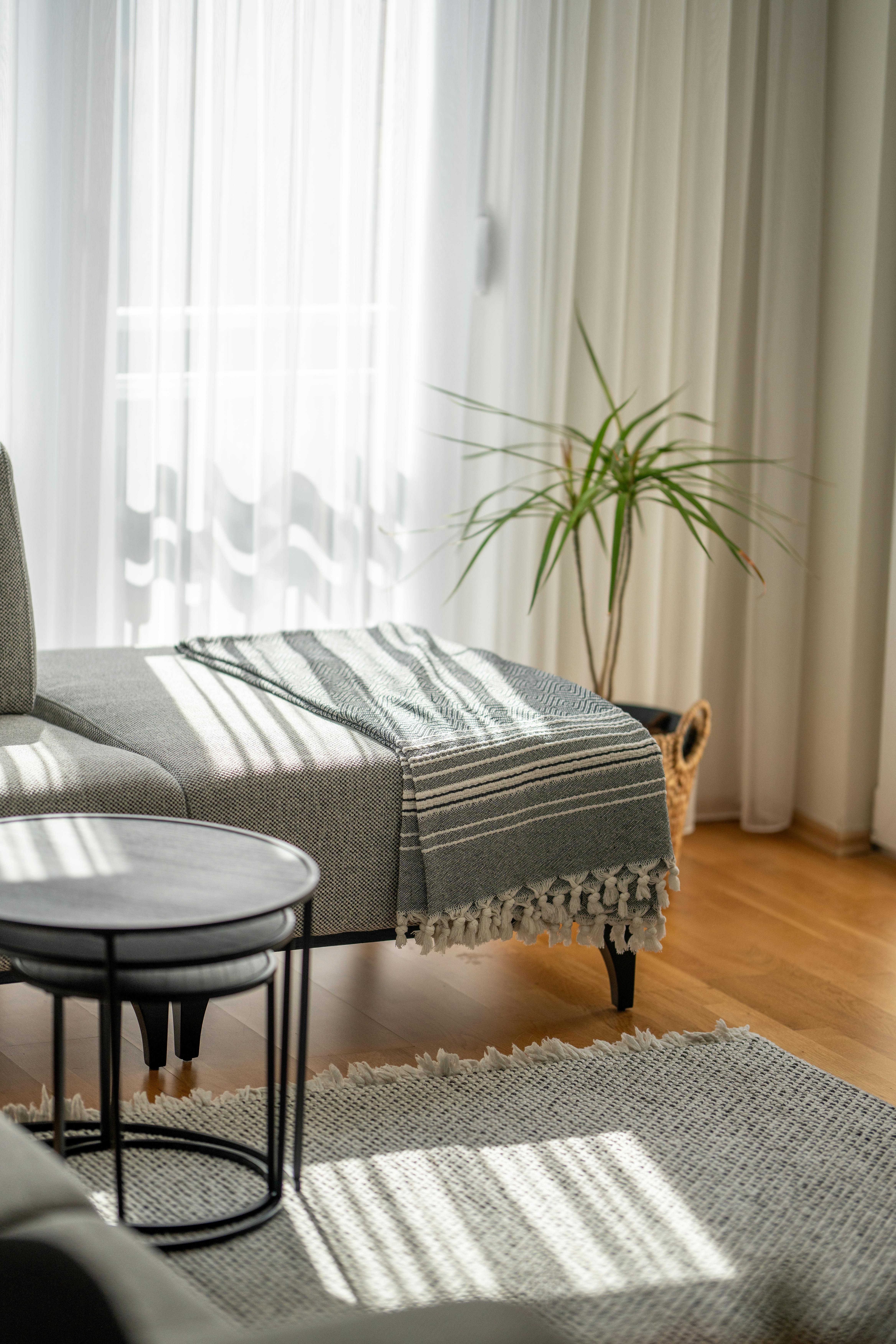Standard Cleaning: 800–1500 sq ft