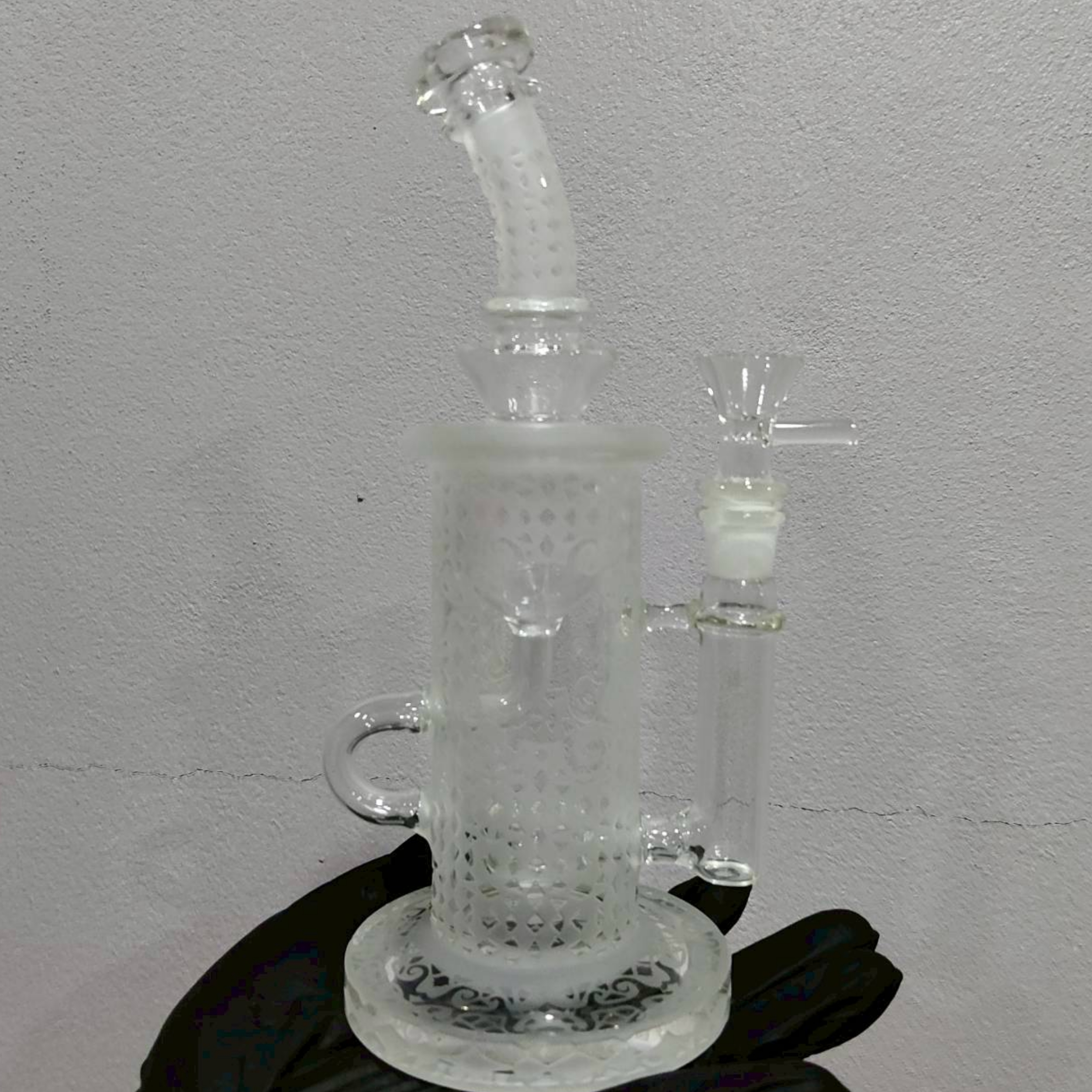 ENGRAVED DYNASTY DAB RIG WITH PERC  24 CM
