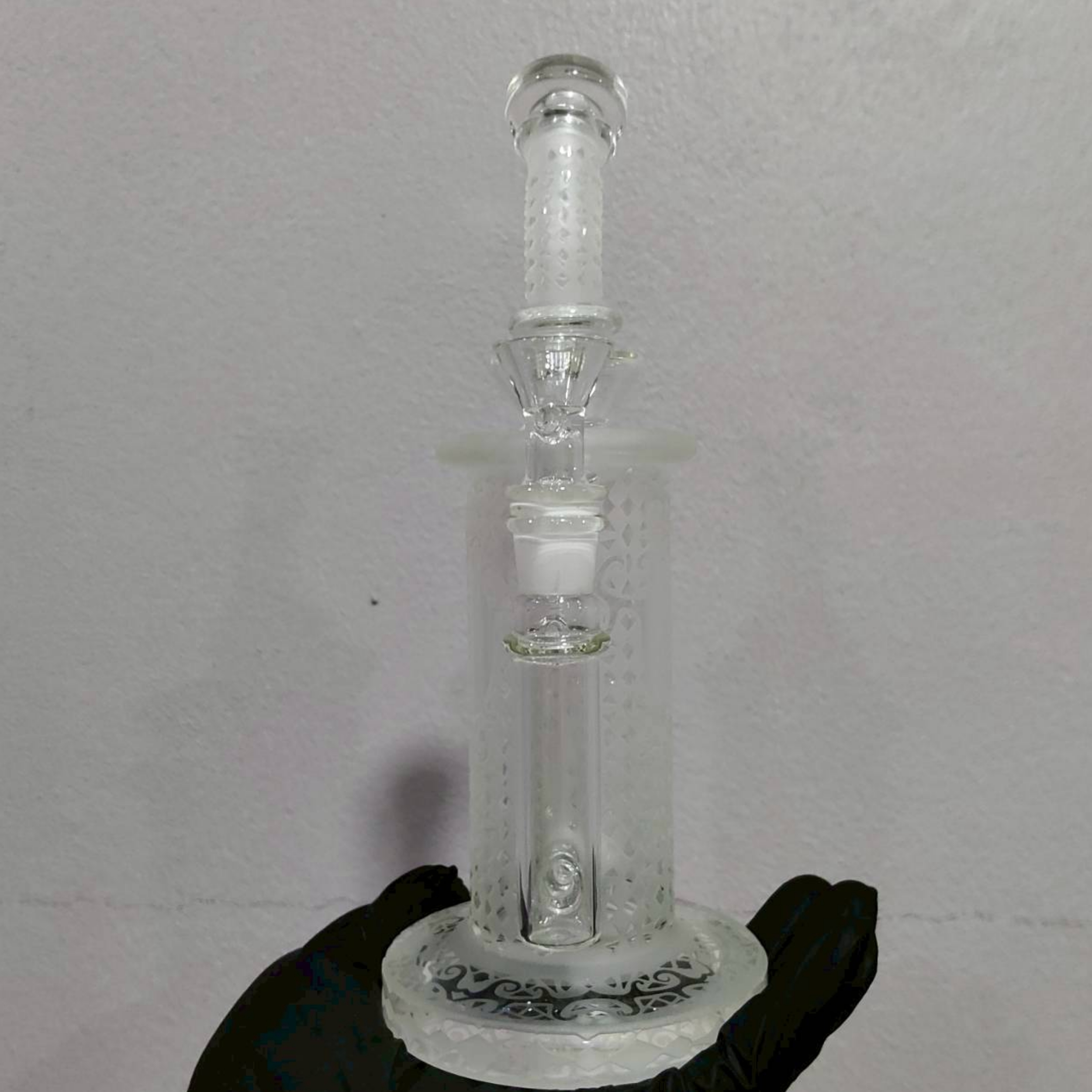 ENGRAVED DYNASTY DAB RIG WITH PERC  24 CM