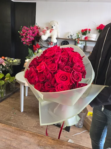 Ramo de rosas rojas
