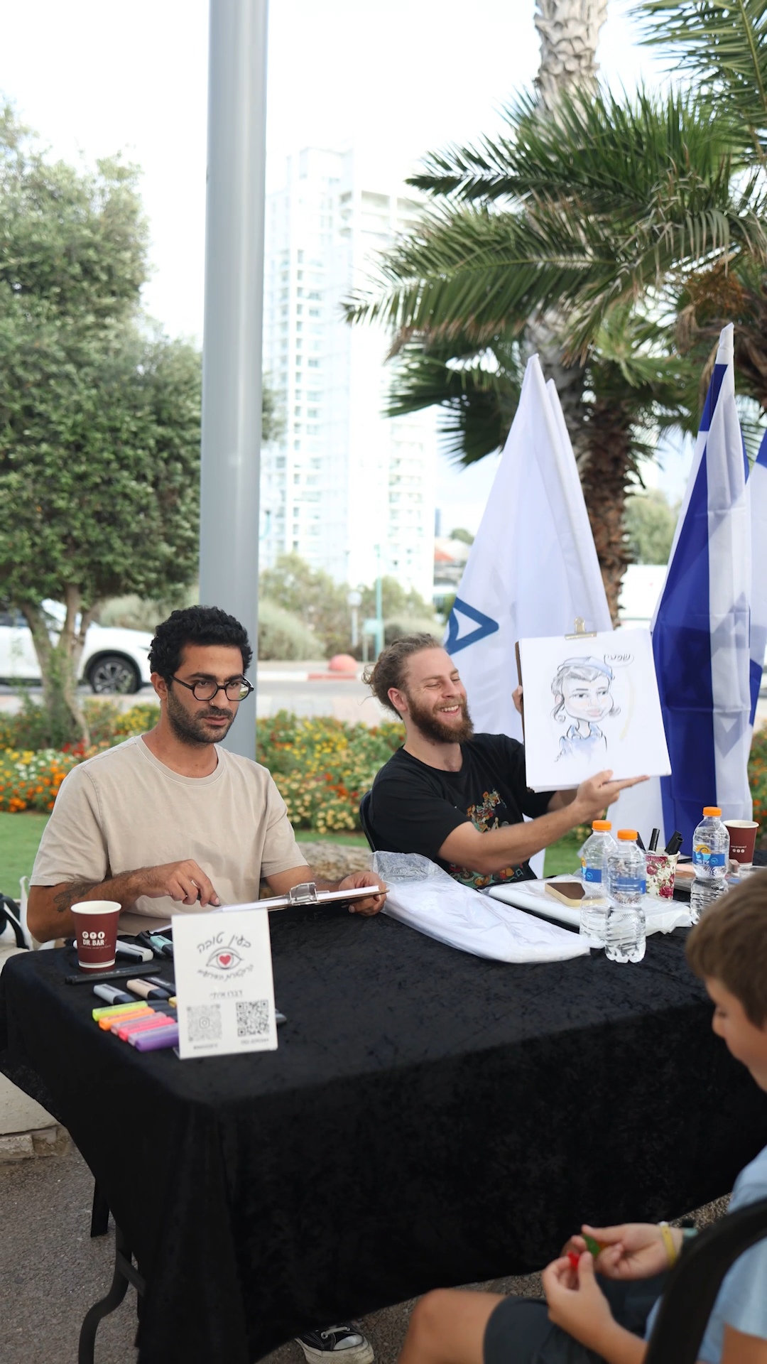 עמדת צייר קריקטורה