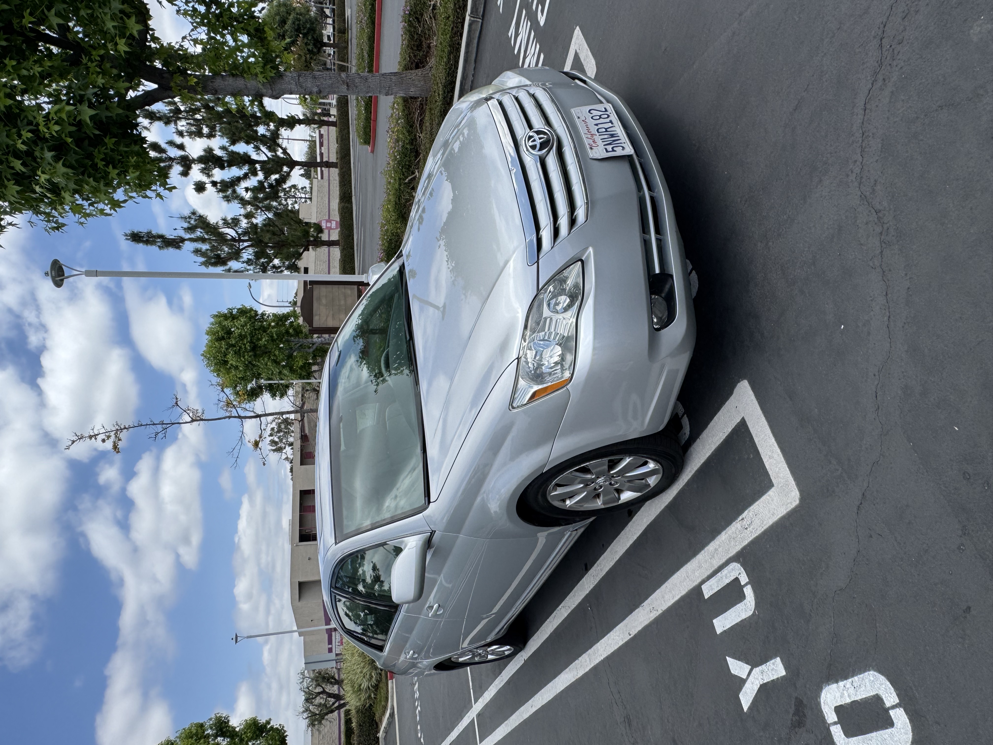 2005 Toyota Avalon XLE 
