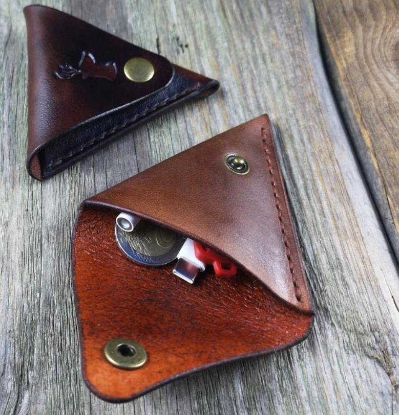 Atelier Cordonnerie- Fabrication d’un porte-monnaie en cuir