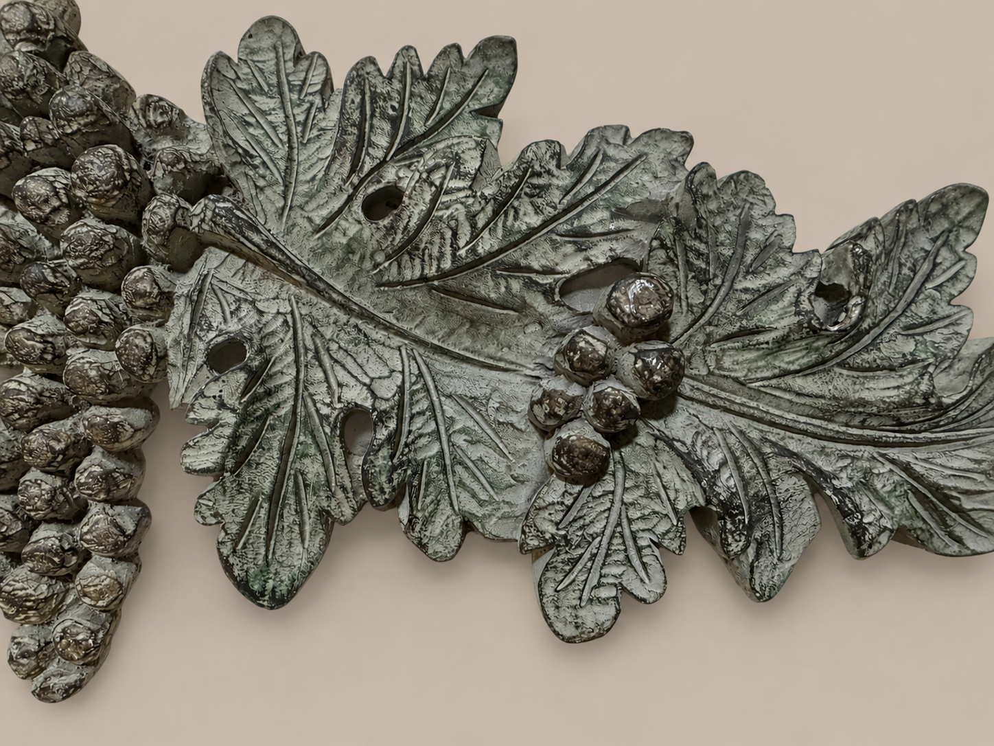 Grape Vine Wall Decor
