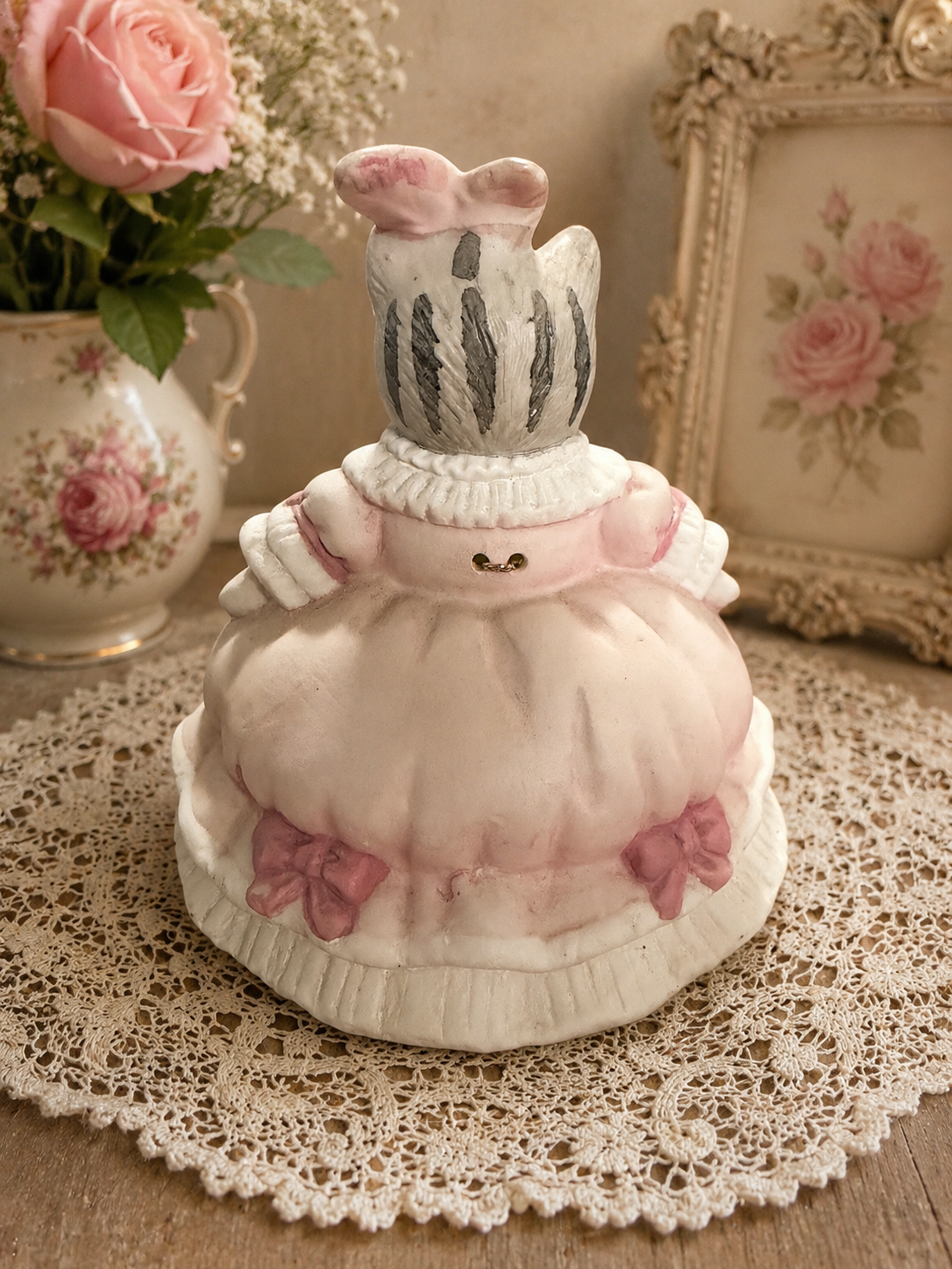 Victorian Cat Figurine Bell