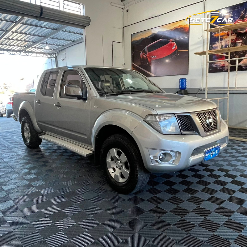 NISSAN FRONTIER