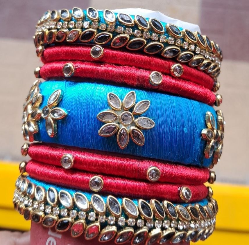 Set Bangles