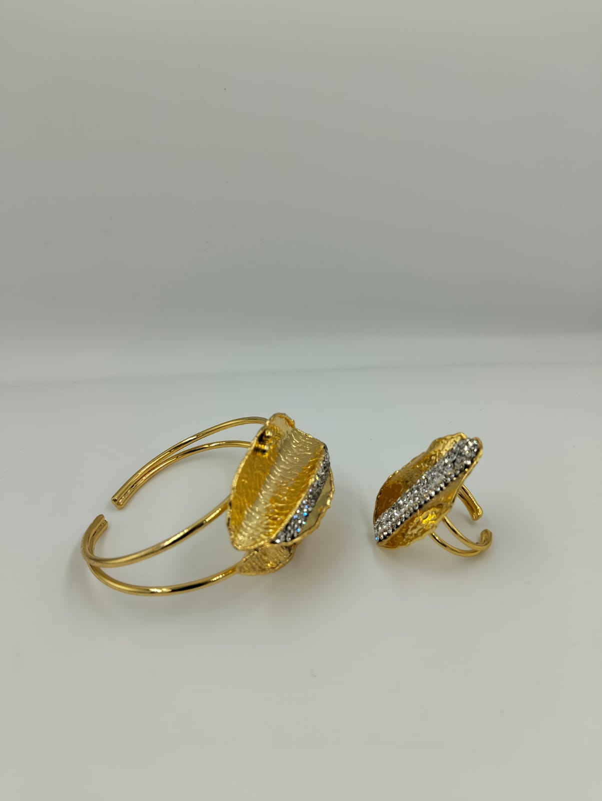 Bracelet et Bague Lèvres Dorées