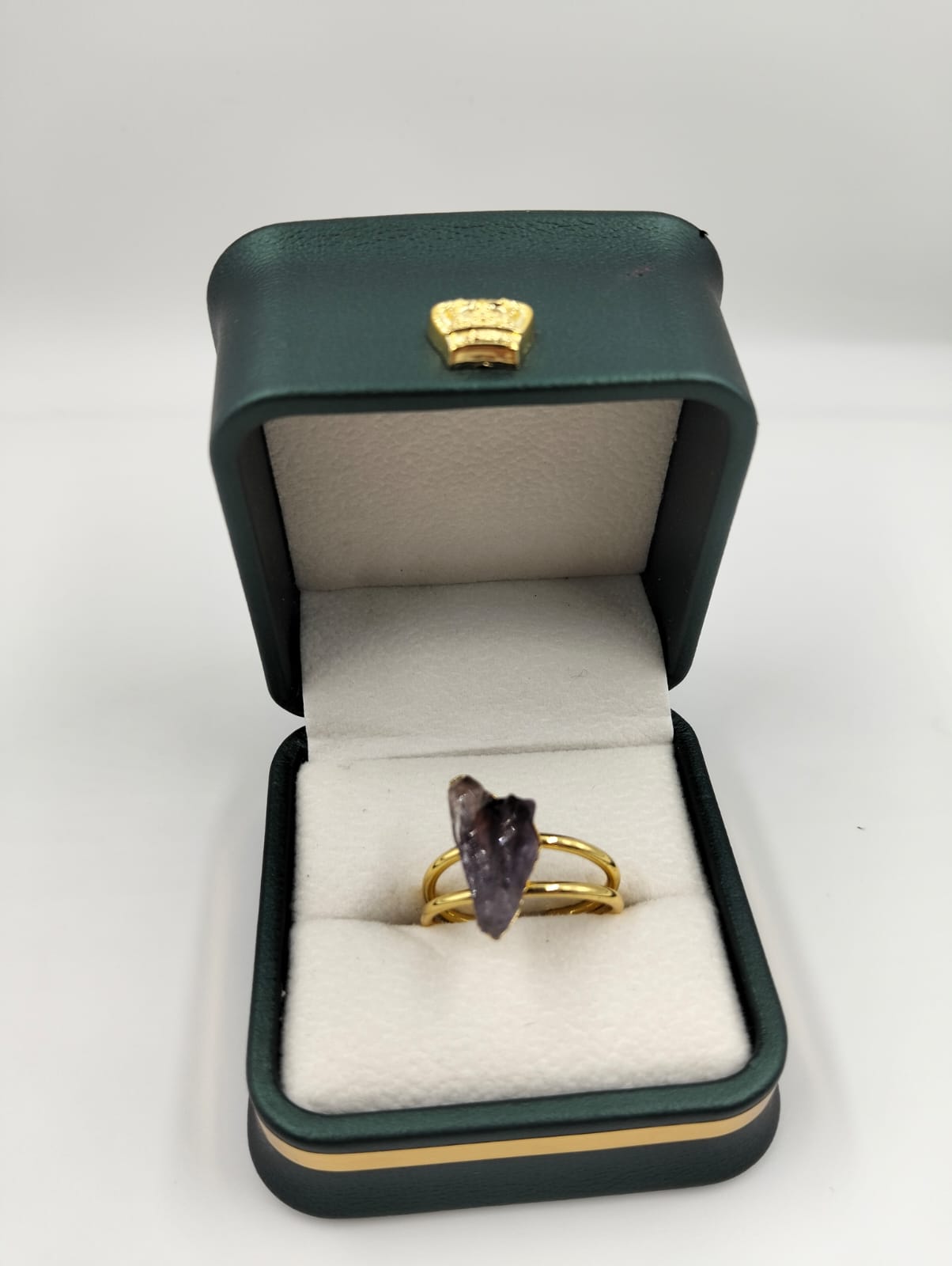 Bague pierre précieuse