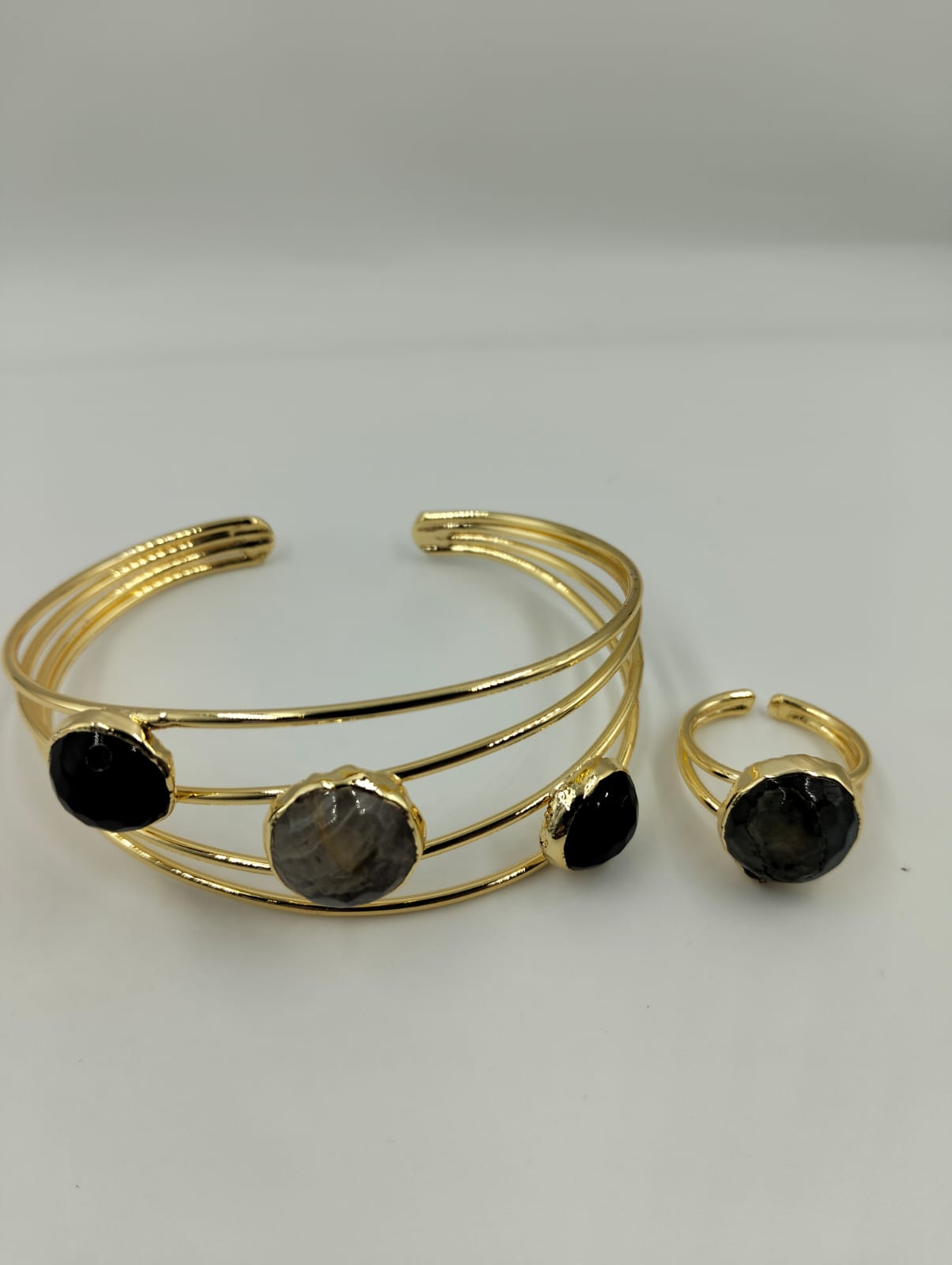 Bracelet et Bague Dorés avec Pierres naturelles