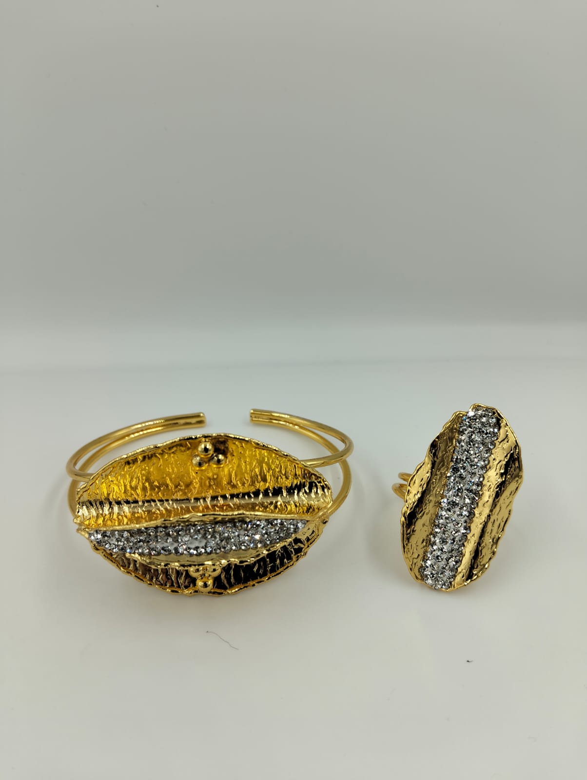 Bracelet et Bague Lèvres Dorées