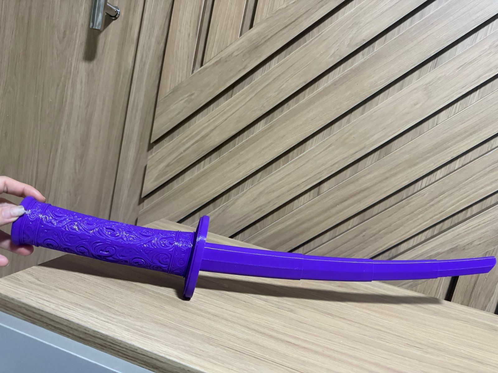 Katana Sensorial Articulada Roxa – Anti Estresse Decorativa 3D