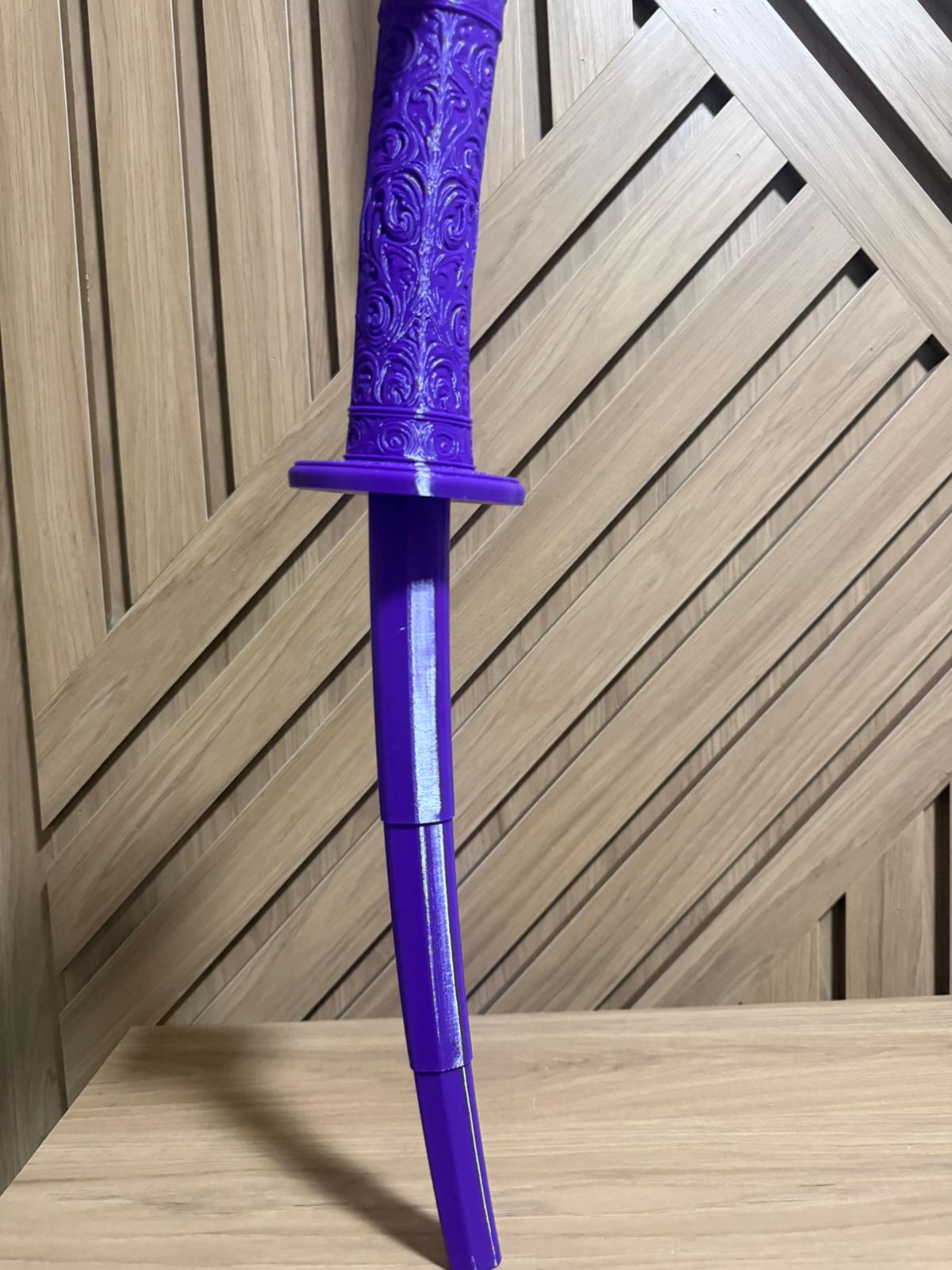 Katana Sensorial Articulada Roxa – Anti Estresse Decorativa 3D