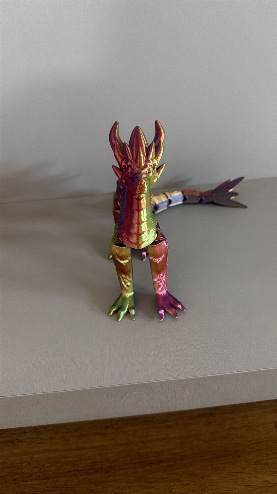 Dragão Metálico de Brinquedo