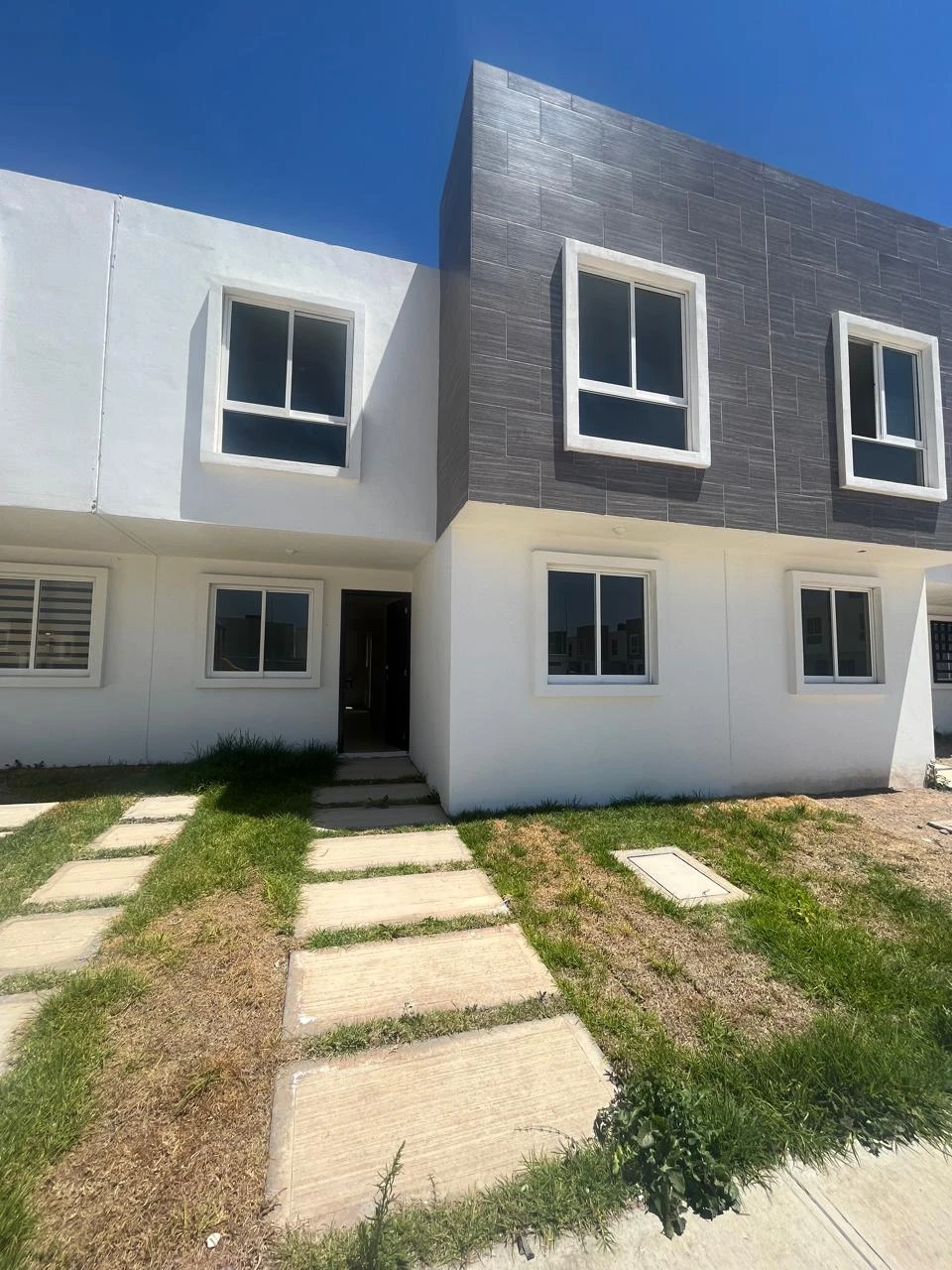 Residencia en Arboledas Santa Matilde