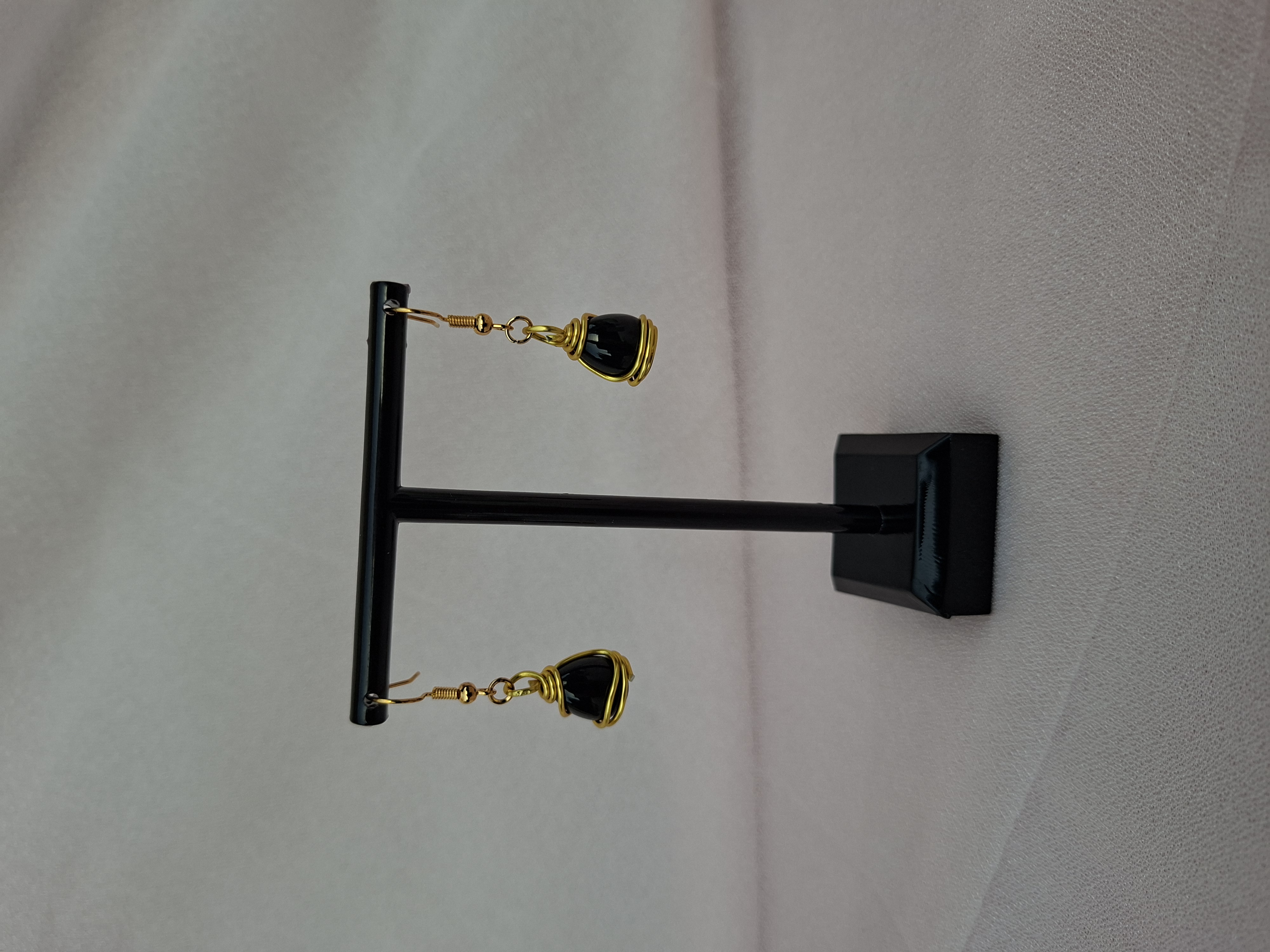 Boucle d'oreille GOUTTELETTE Or