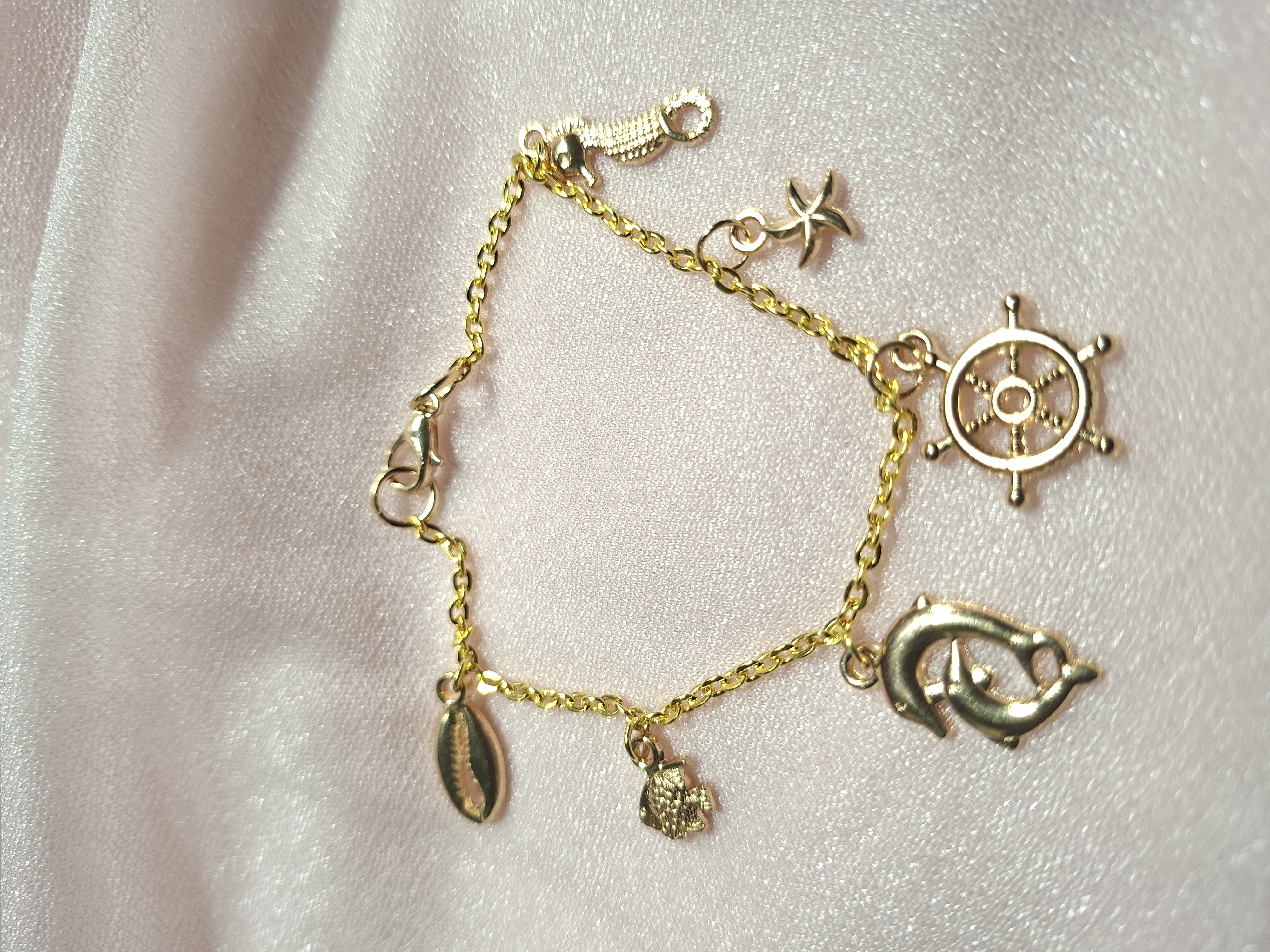 Bracelet 6 Breloques Or