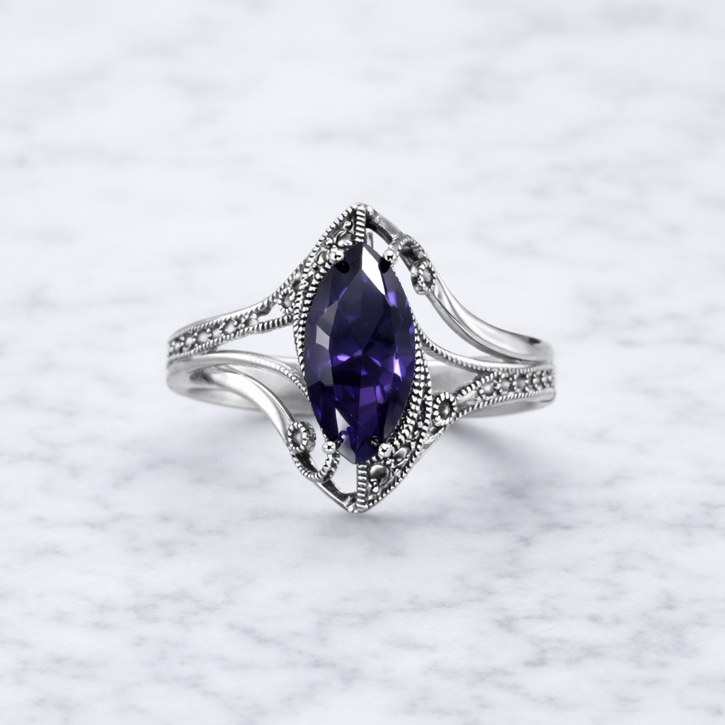 Anillo de plata con piedra