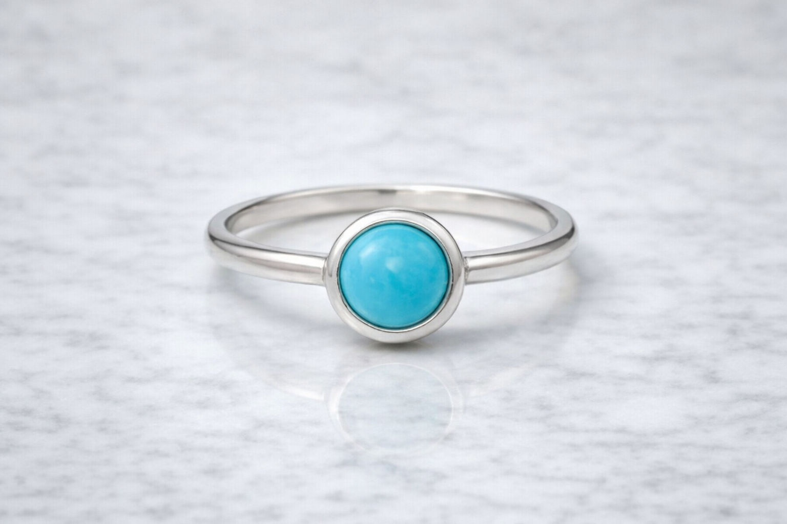 Anillo de plata con turquesa
