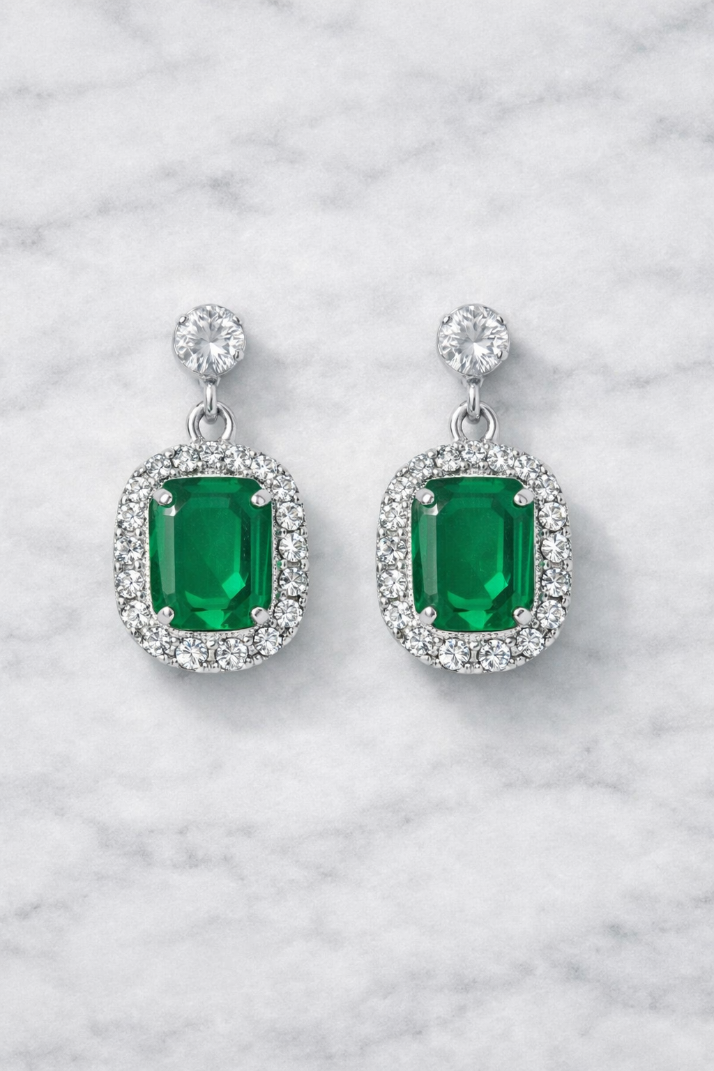Aretes con Piedra Verde
