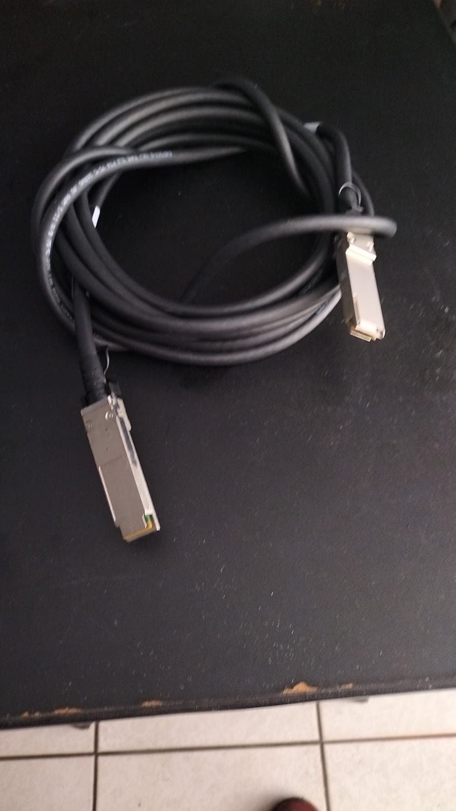 Cable SAS externo NetApp 112-00178 de 5 metros (16 pies)