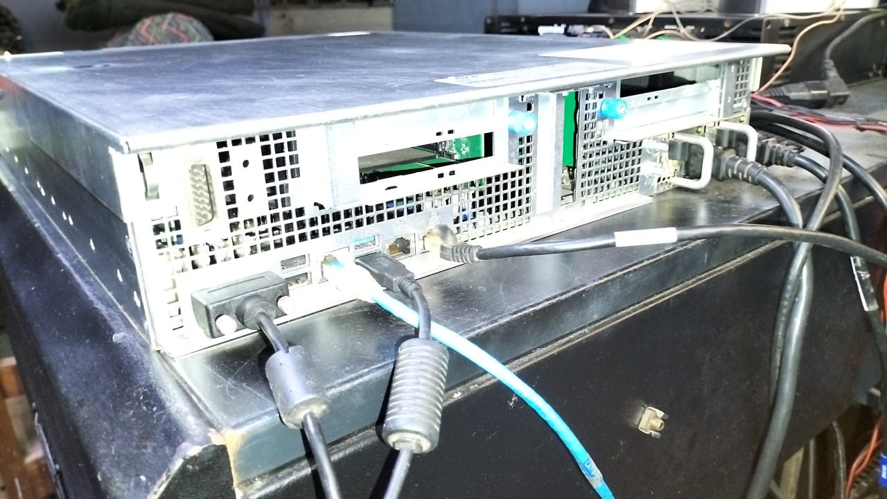 SERVER INTEL CG2300