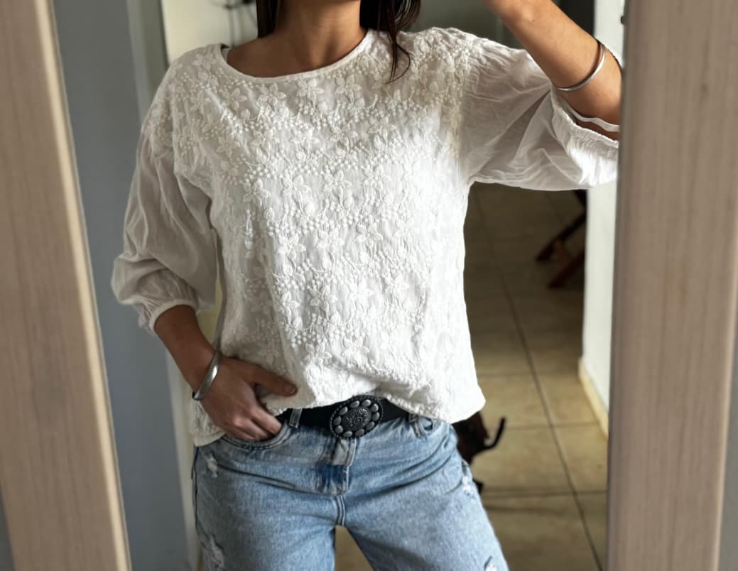 Blusa bordada