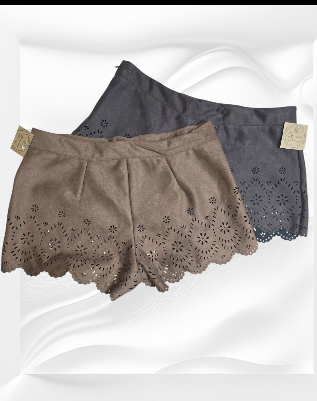 Short Gamuza calado 