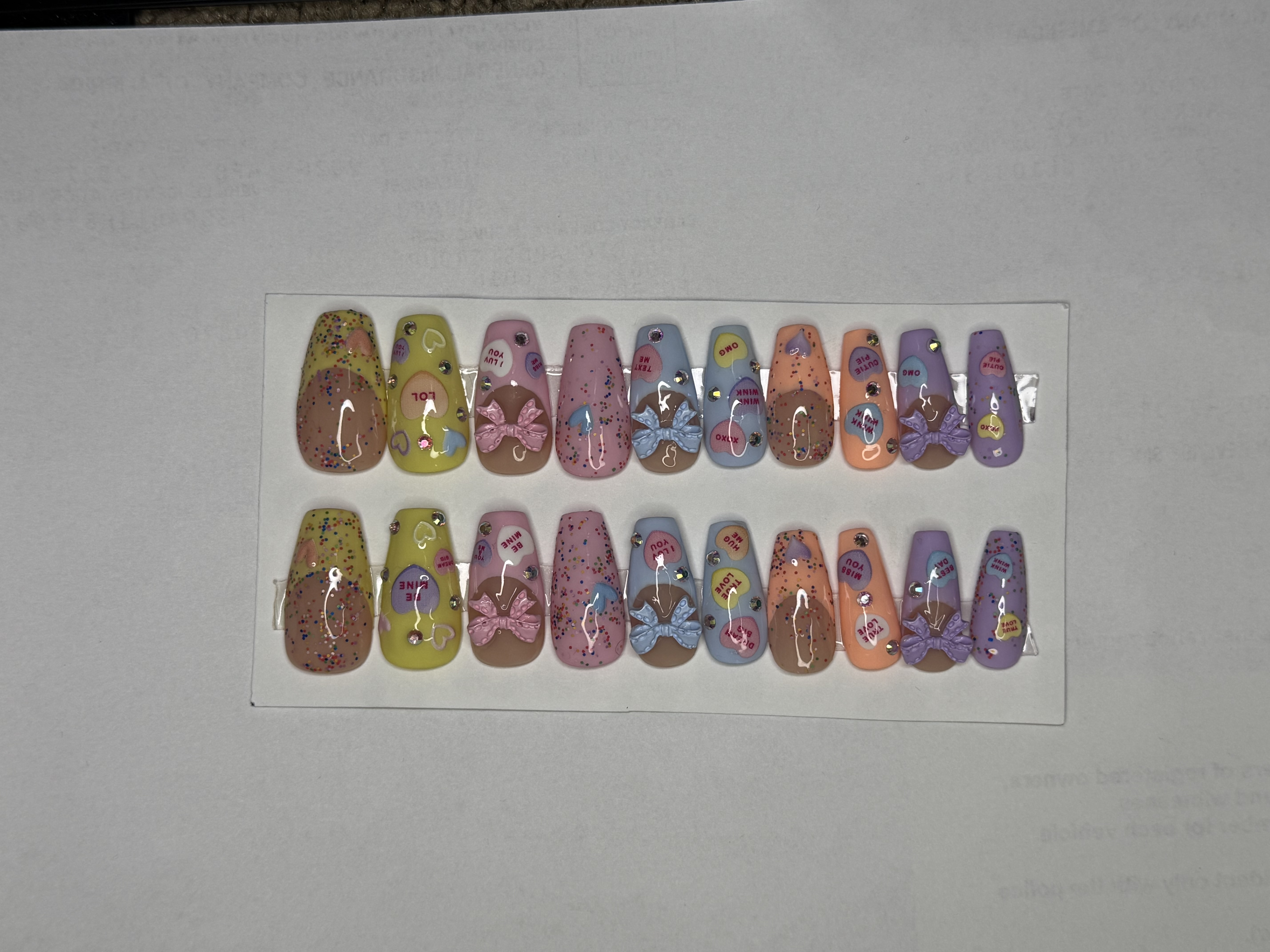 Decorative Press-On Nails Set