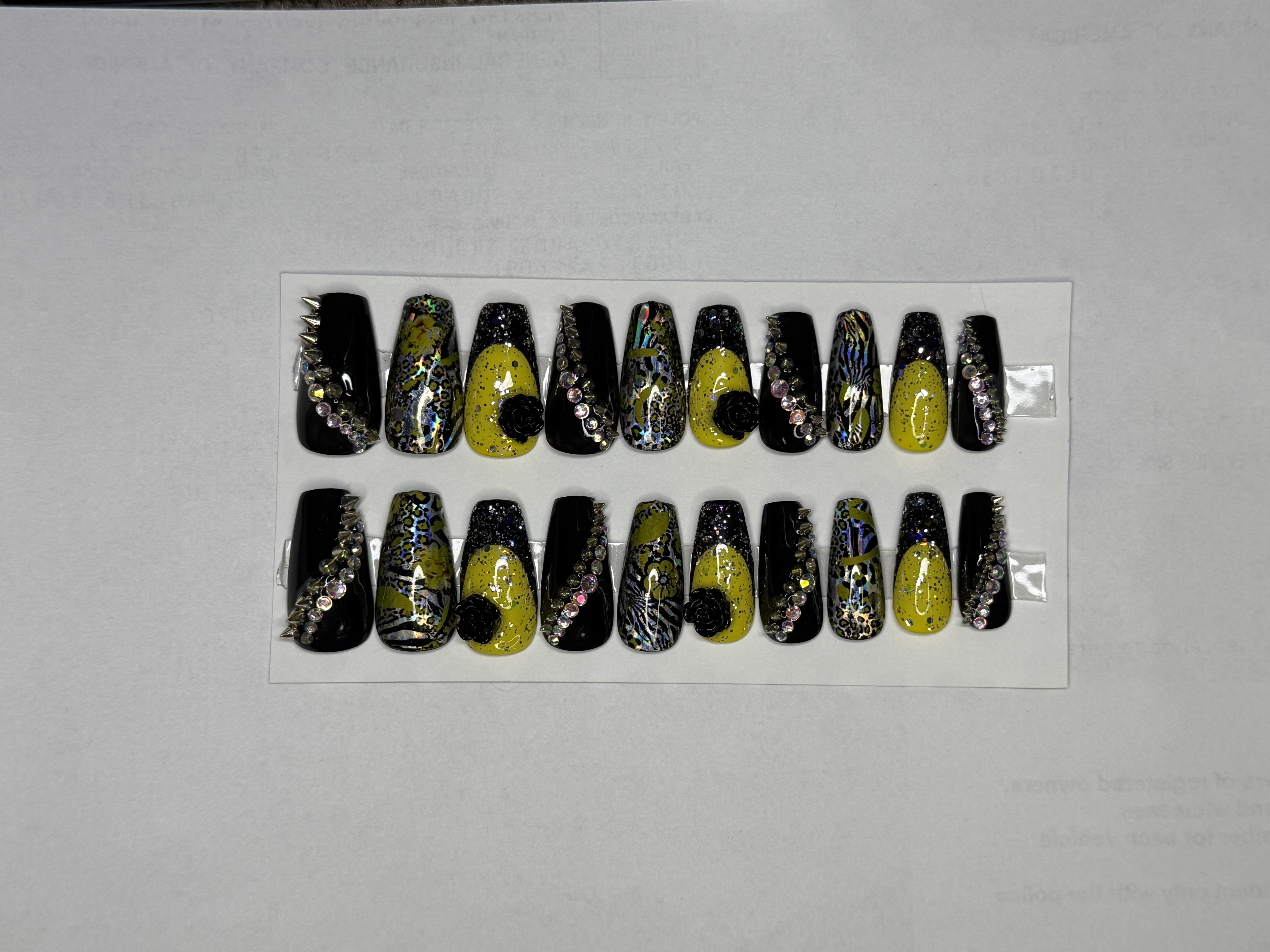 Black & Yellow Designer Press-On Nails