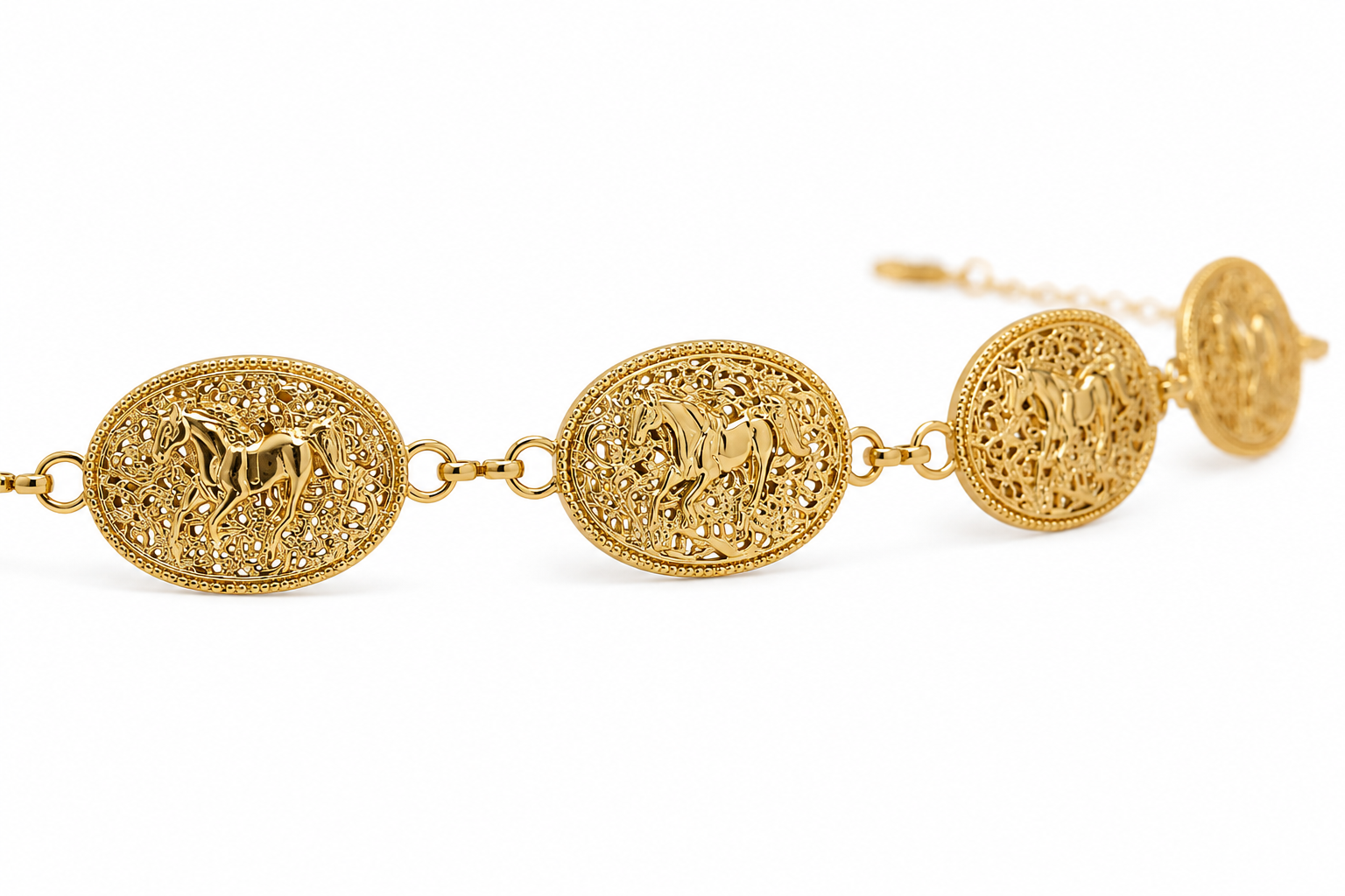 Cinto Country Dourado com Medalhões Filigranados