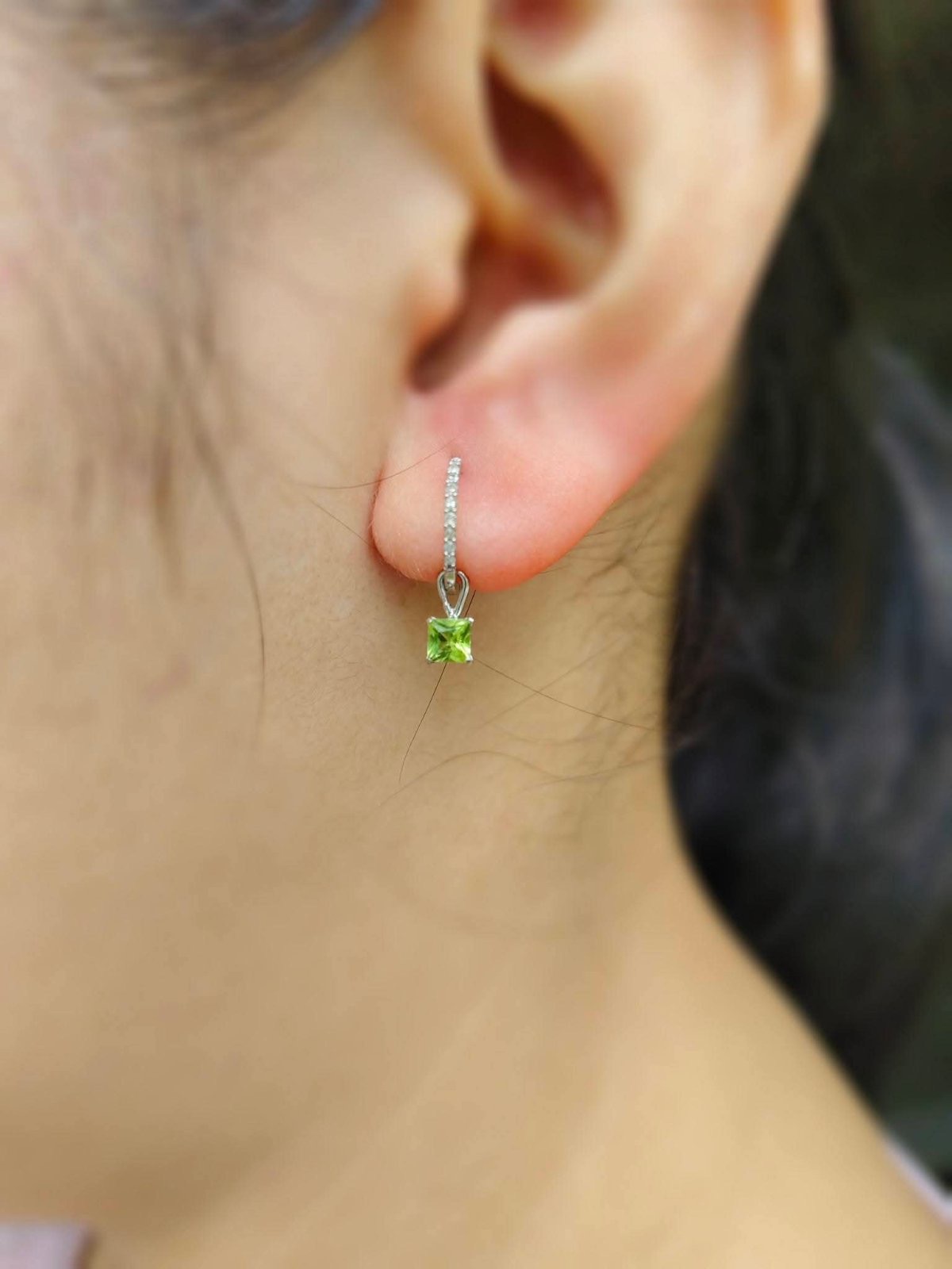 Princess Peridot Dangling Diamonds