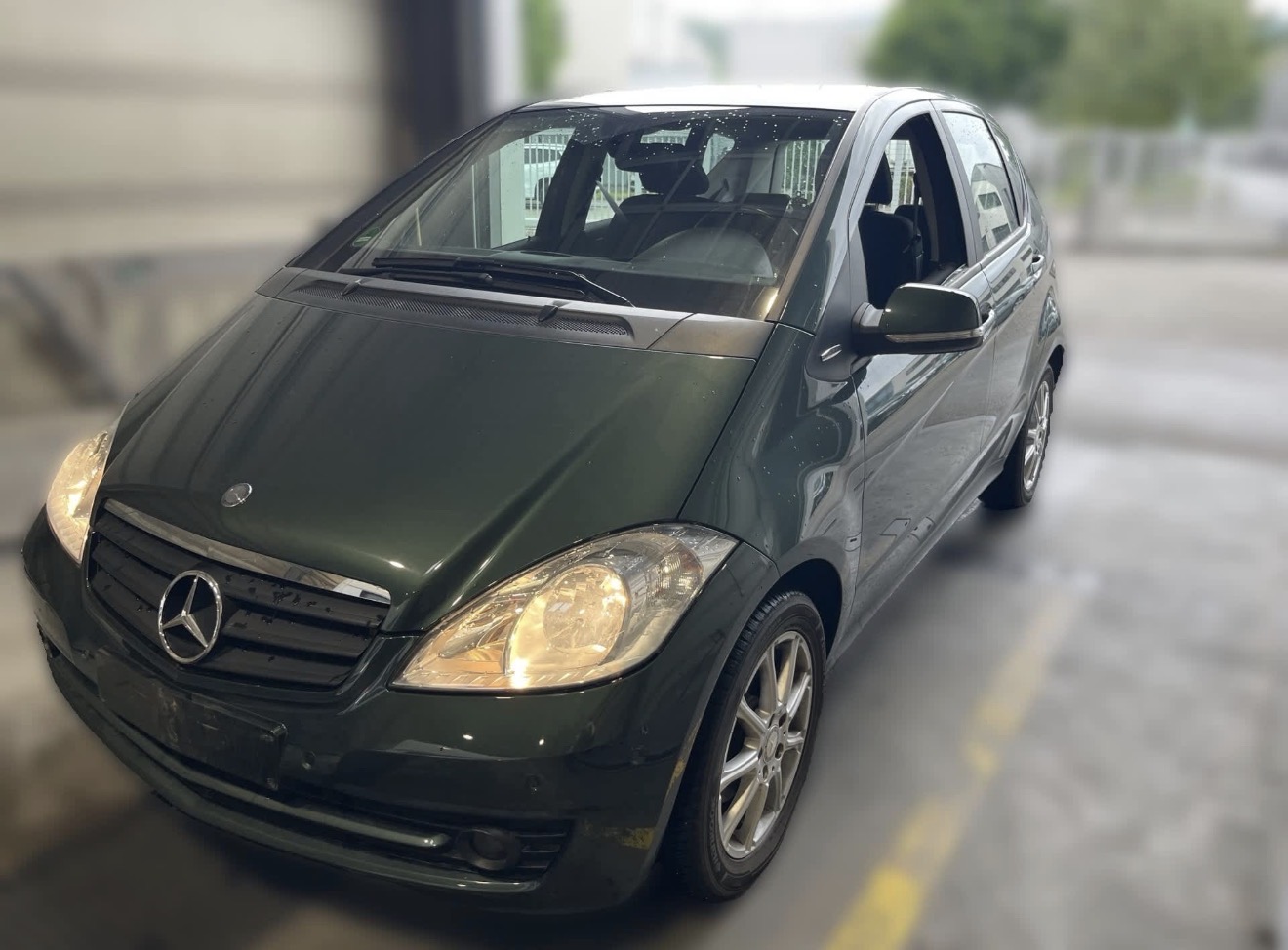 Mercedes-Benz A 180
