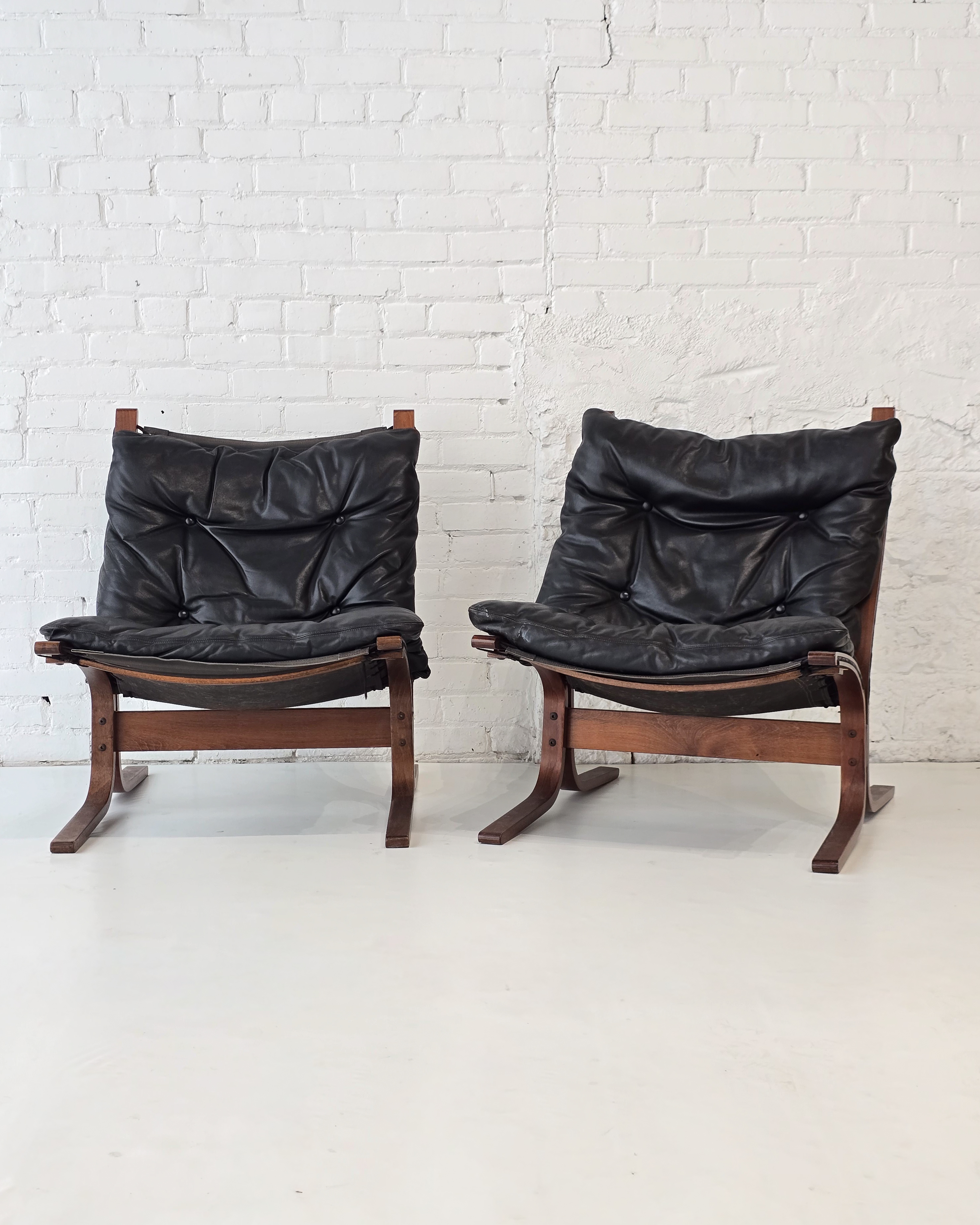 Pair of Ingmar Relling "Siesta" Lounge Chairs in Black Leather