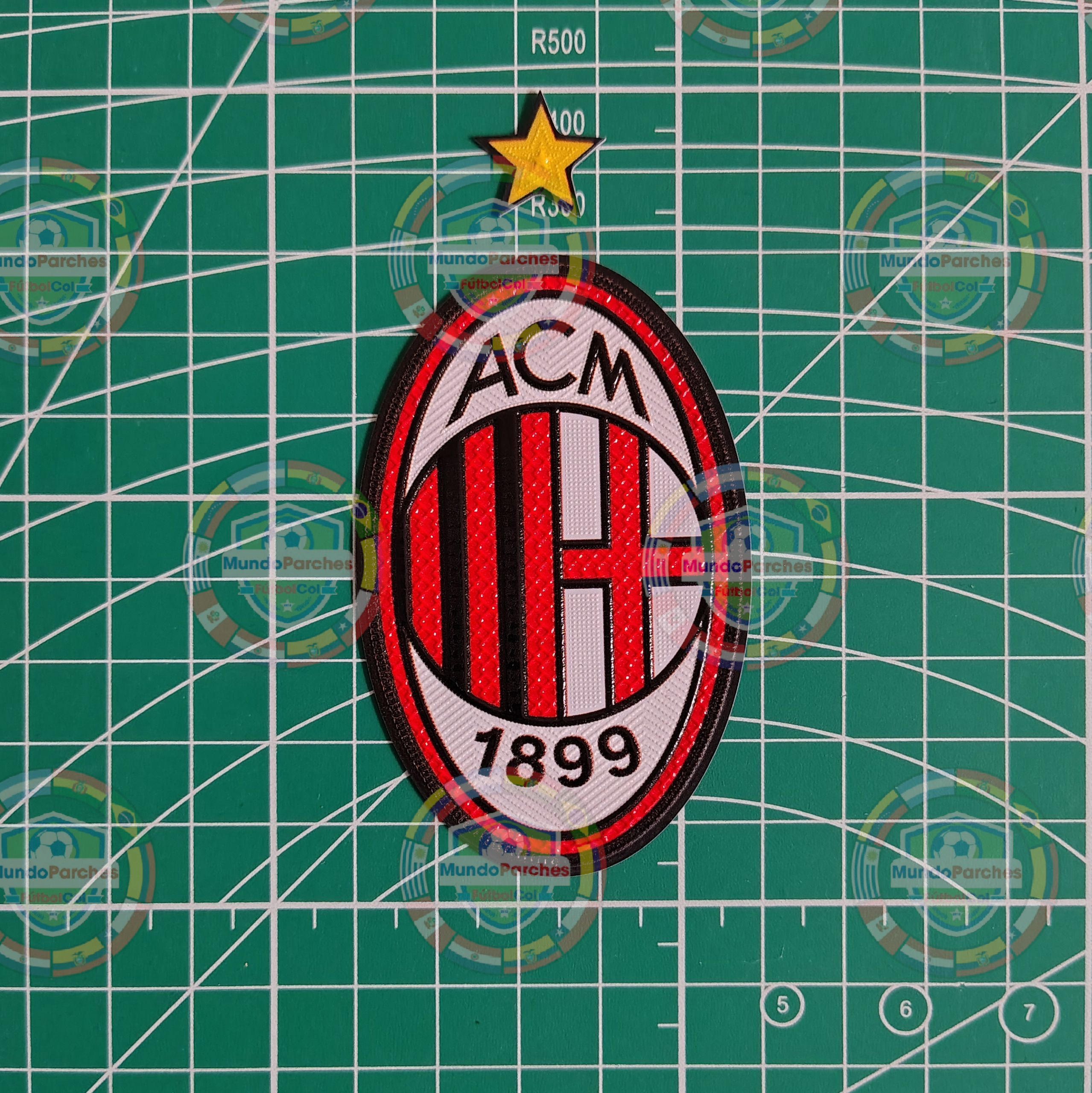 Escudo Ac Milán Material Tpu (Caucho) Full Color