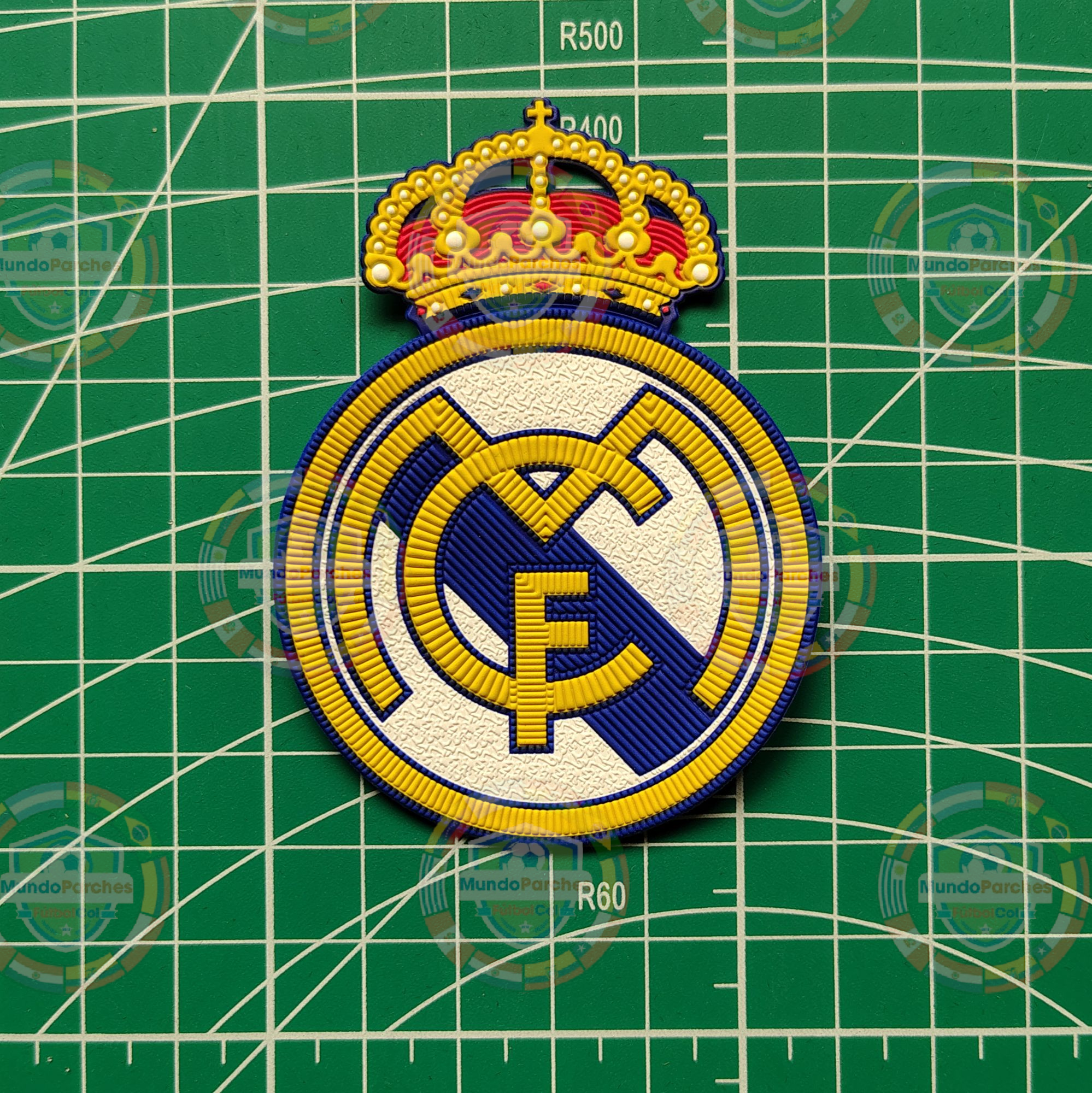 Escudo Real Madrid Material Tpu (Caucho)Full Color