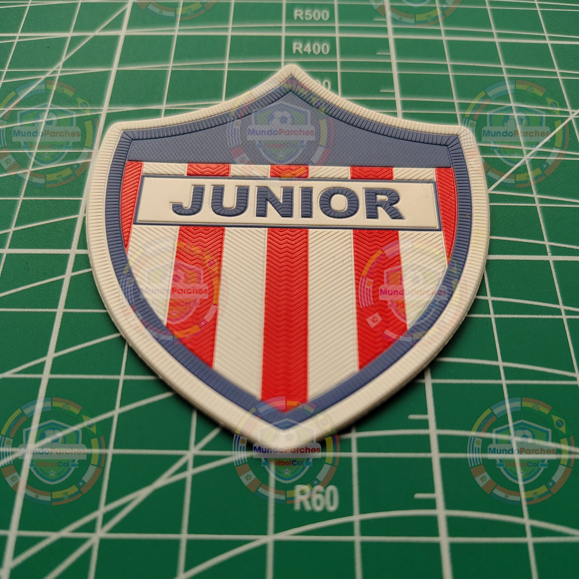Escudo Junior Barranquilla material TPU ( caucho) No Estrellas