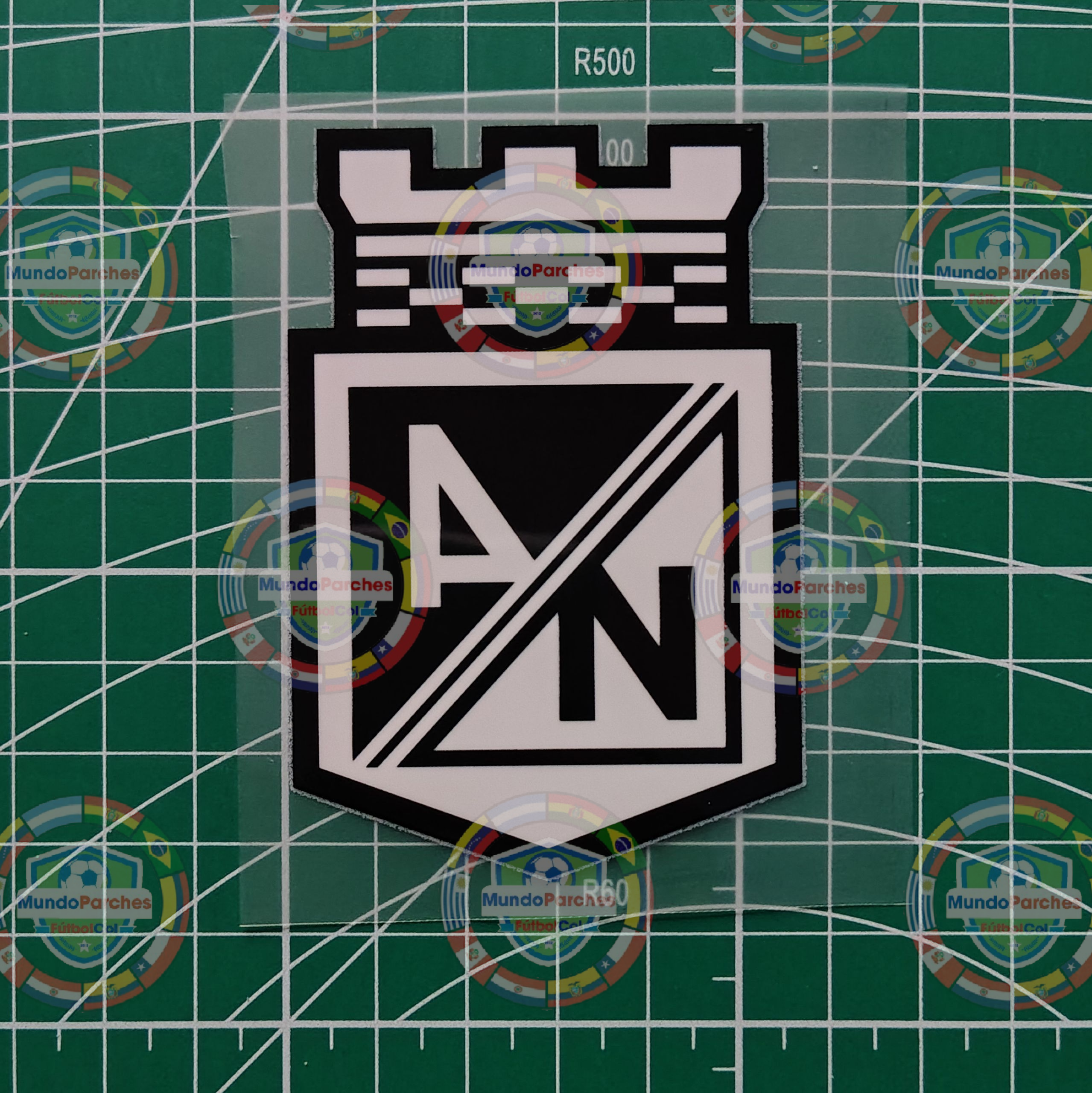 Escudo Atlético Nacional (Impreso) Blanco y Negro