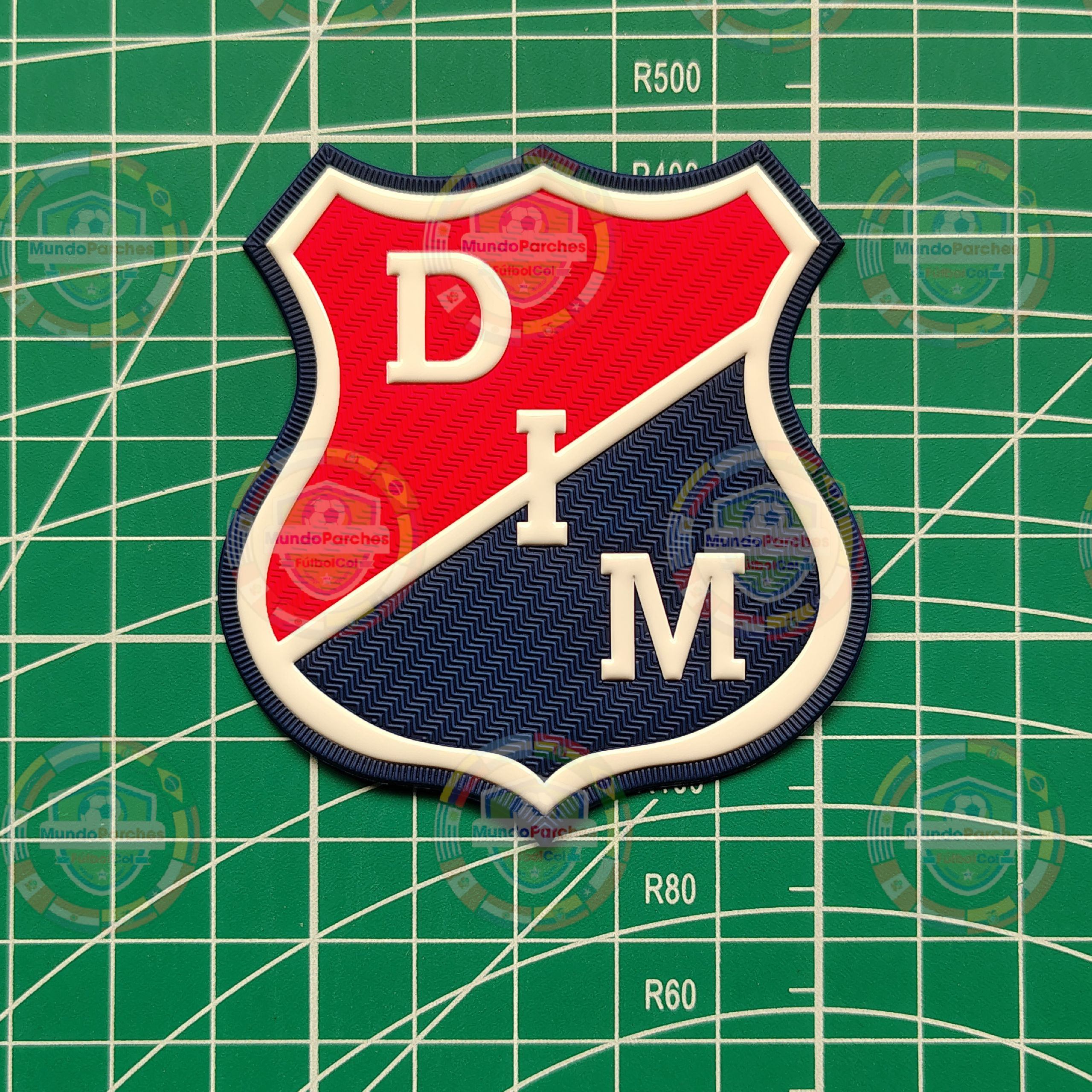 Escudo Independiente Medellín Material TPU ( Caucho) Full Color