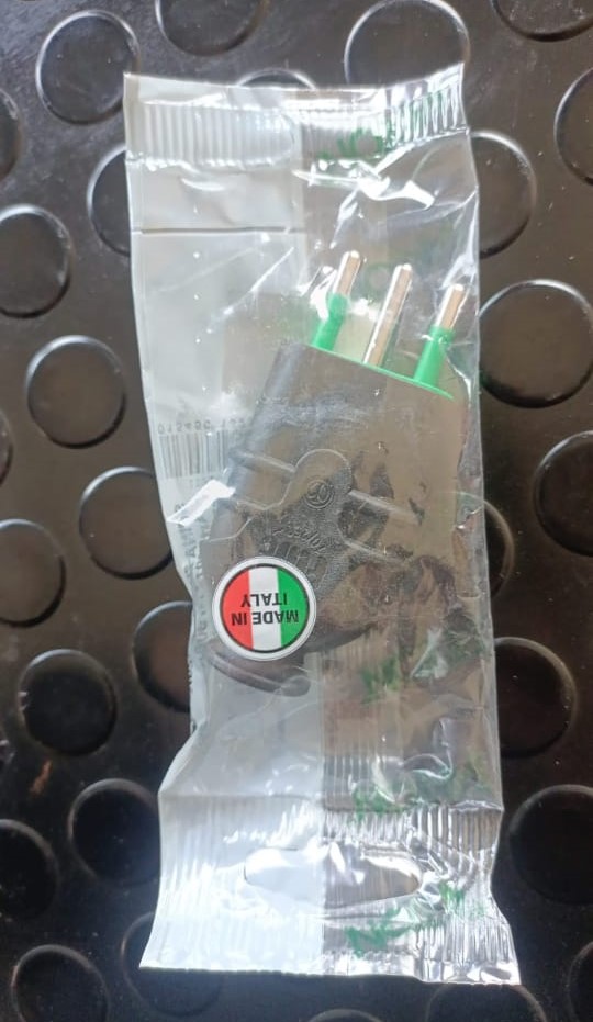 Adaptador de enchufe europeo
