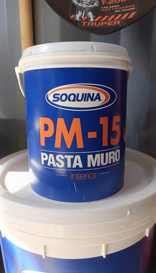 Pasta Muro PM-15 Soquina