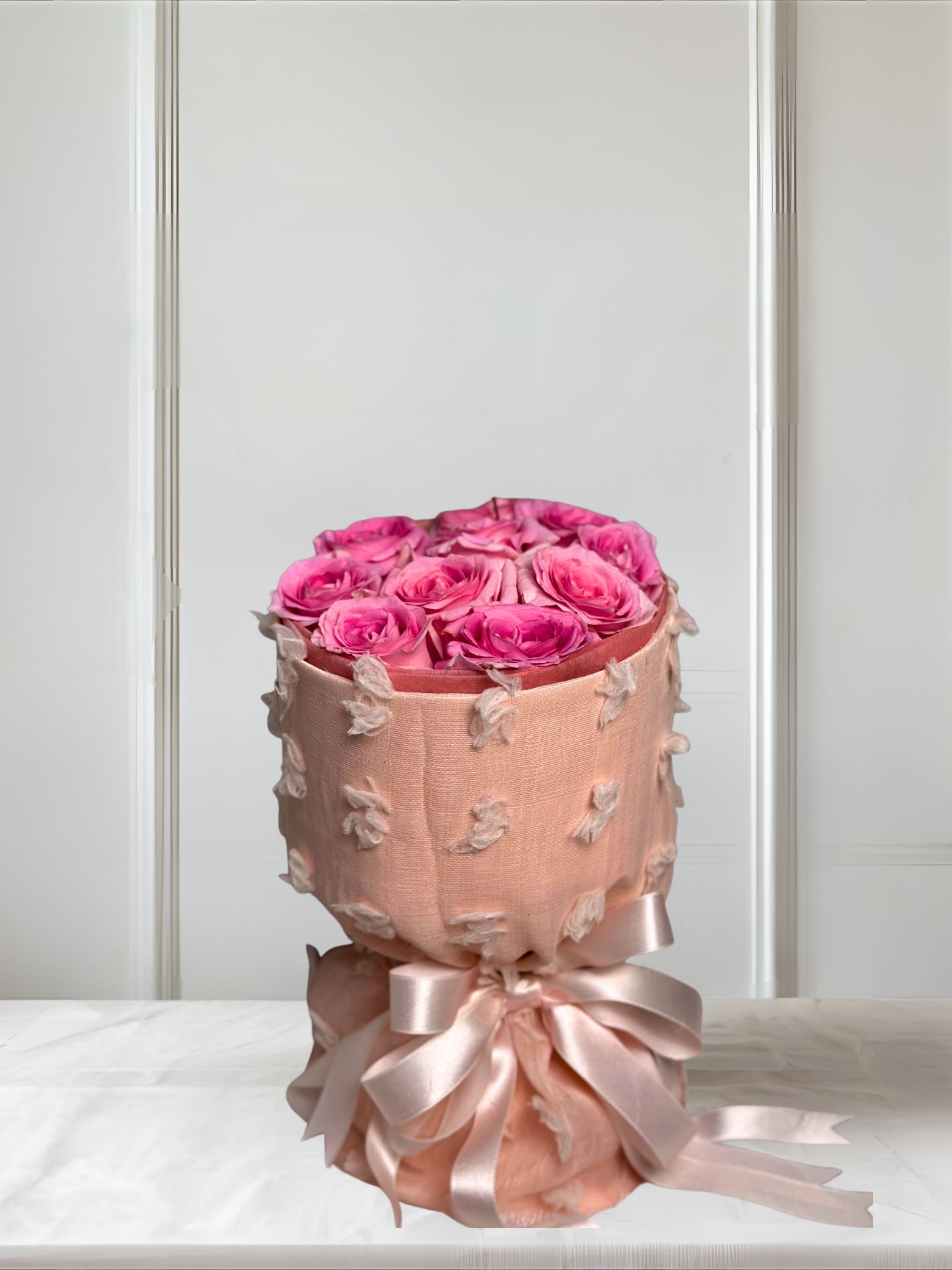 HB27 - Hand Bouquet